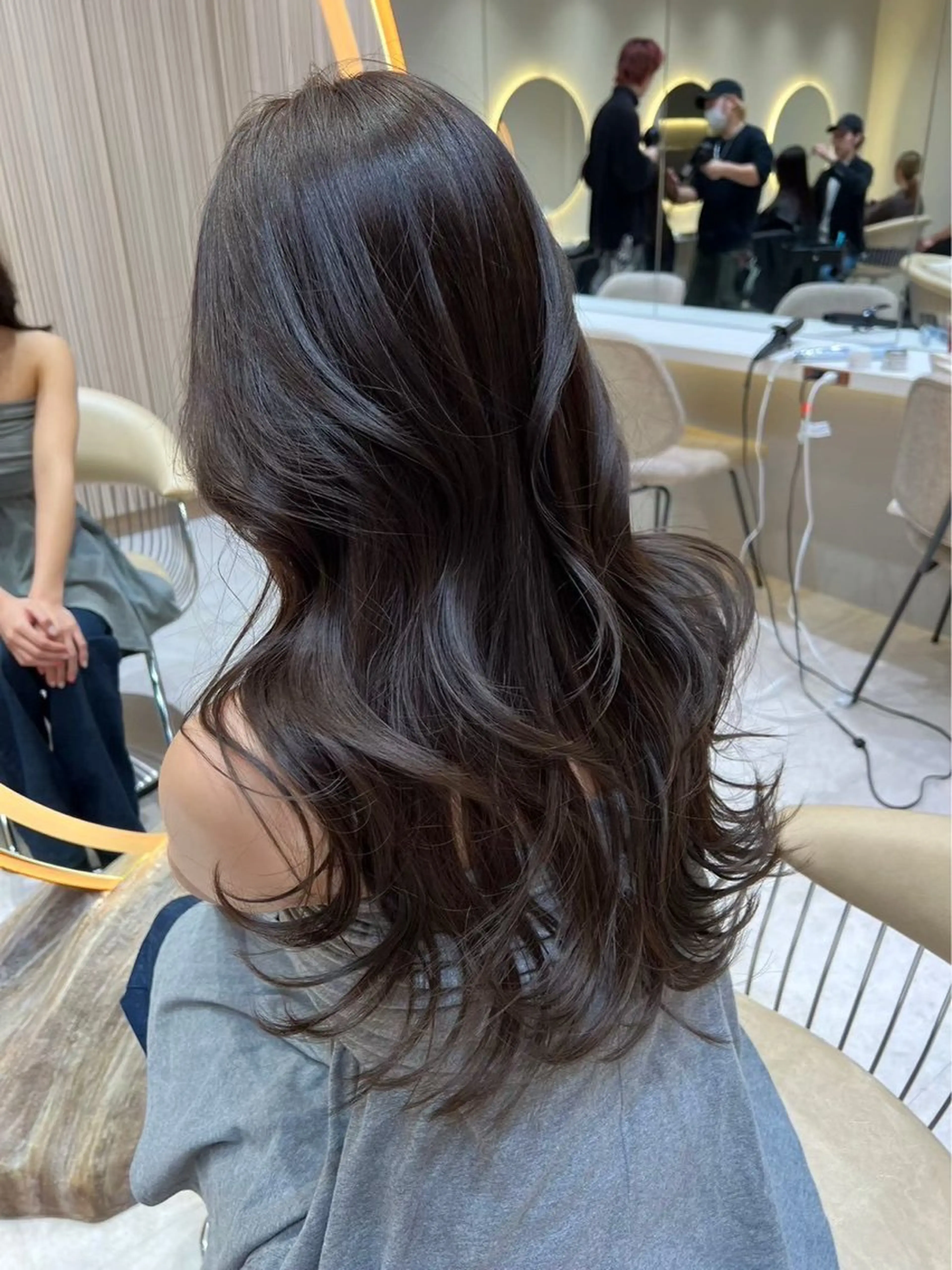 ロング カラー ヘアカラー トリートメント 山田 薫実のヘアスタイル
