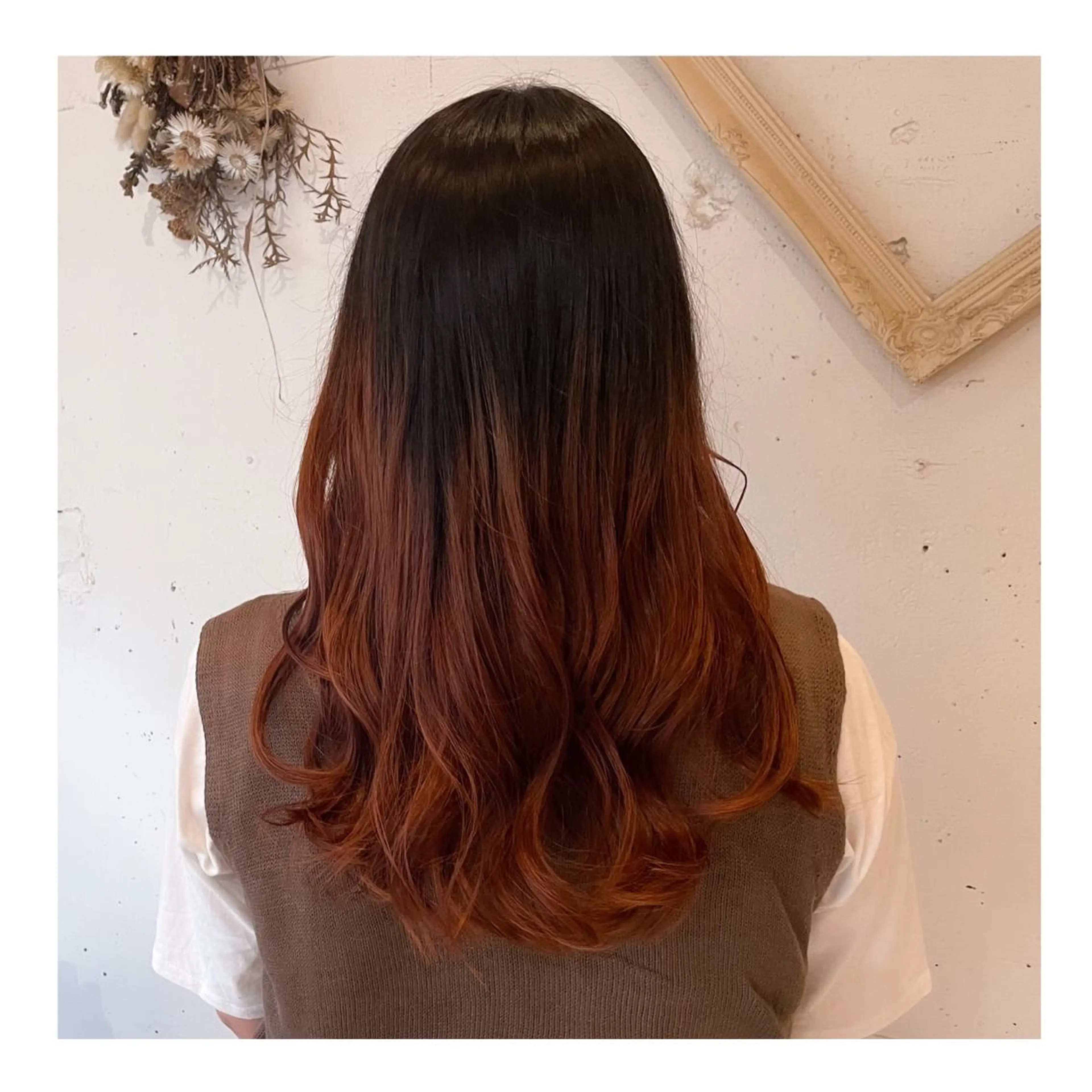 ロング カラー ブリーチ グラデーションカラー オレンジ ヘアカラー トリートメント ❁⃘ ち だ り さ ❁⃘のヘアスタイル