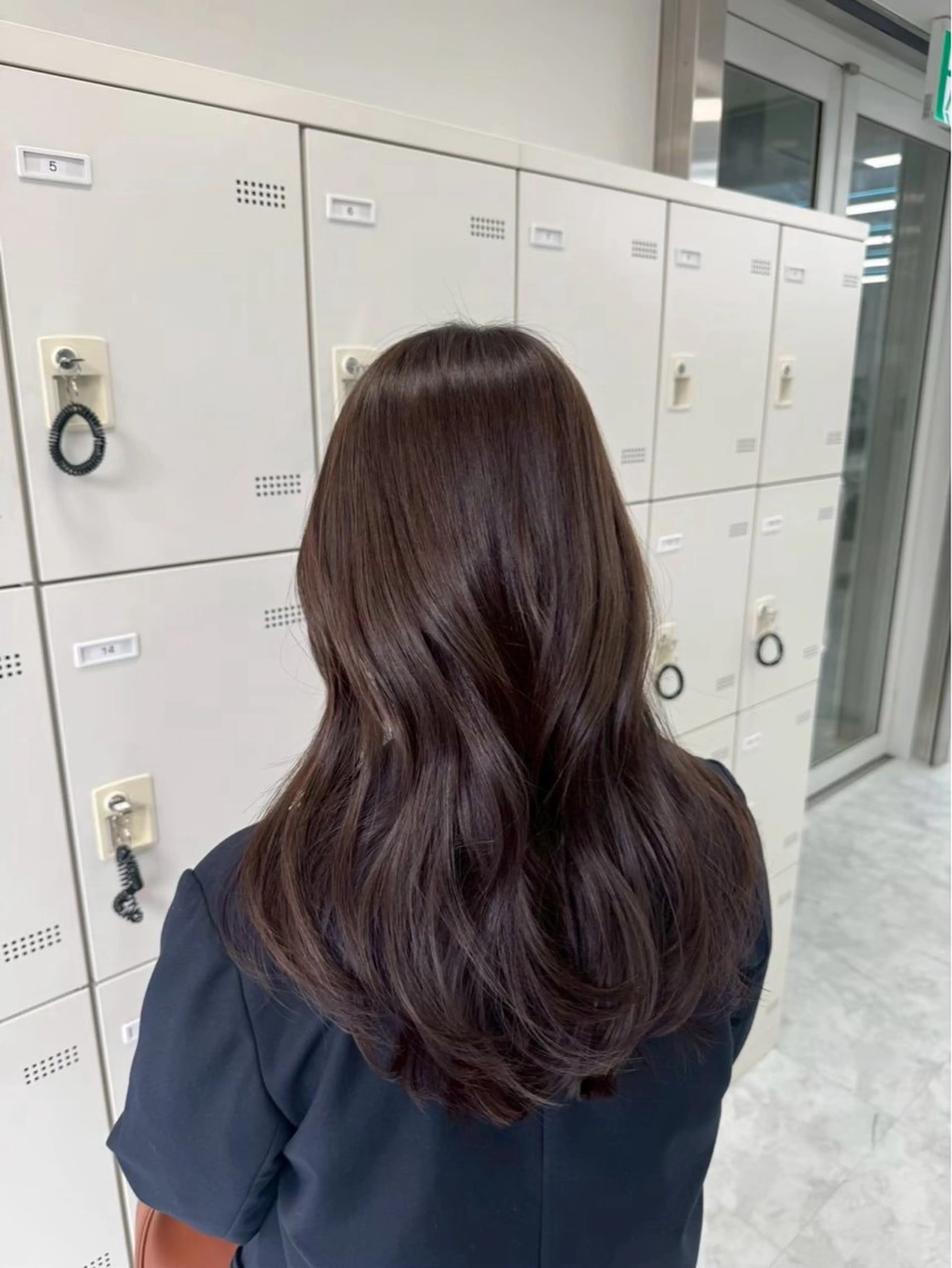 カラー 川邉 那月のヘアスタイル