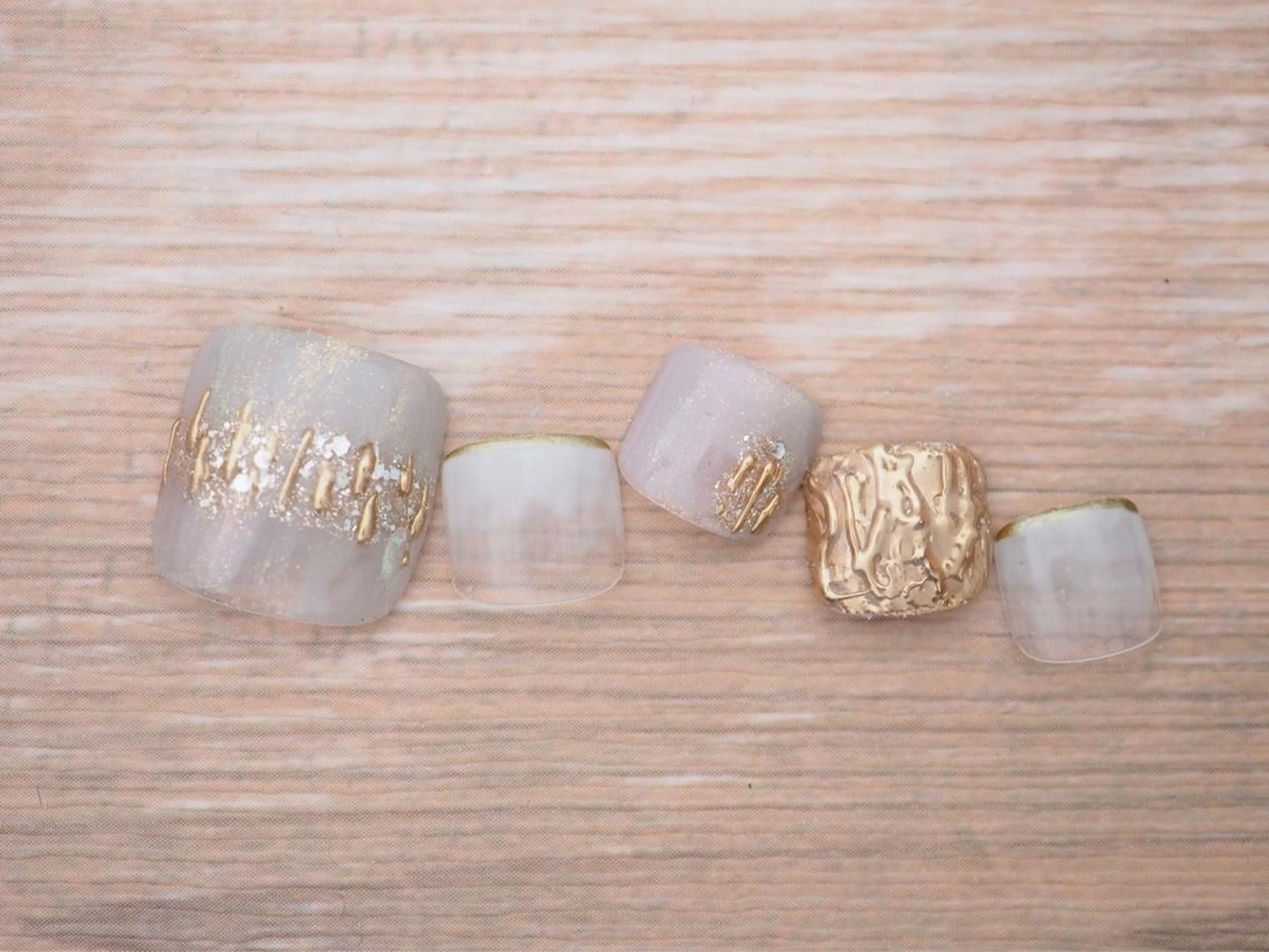 ネイル トップネイリスト Ribbon立川店のネイルデザイン