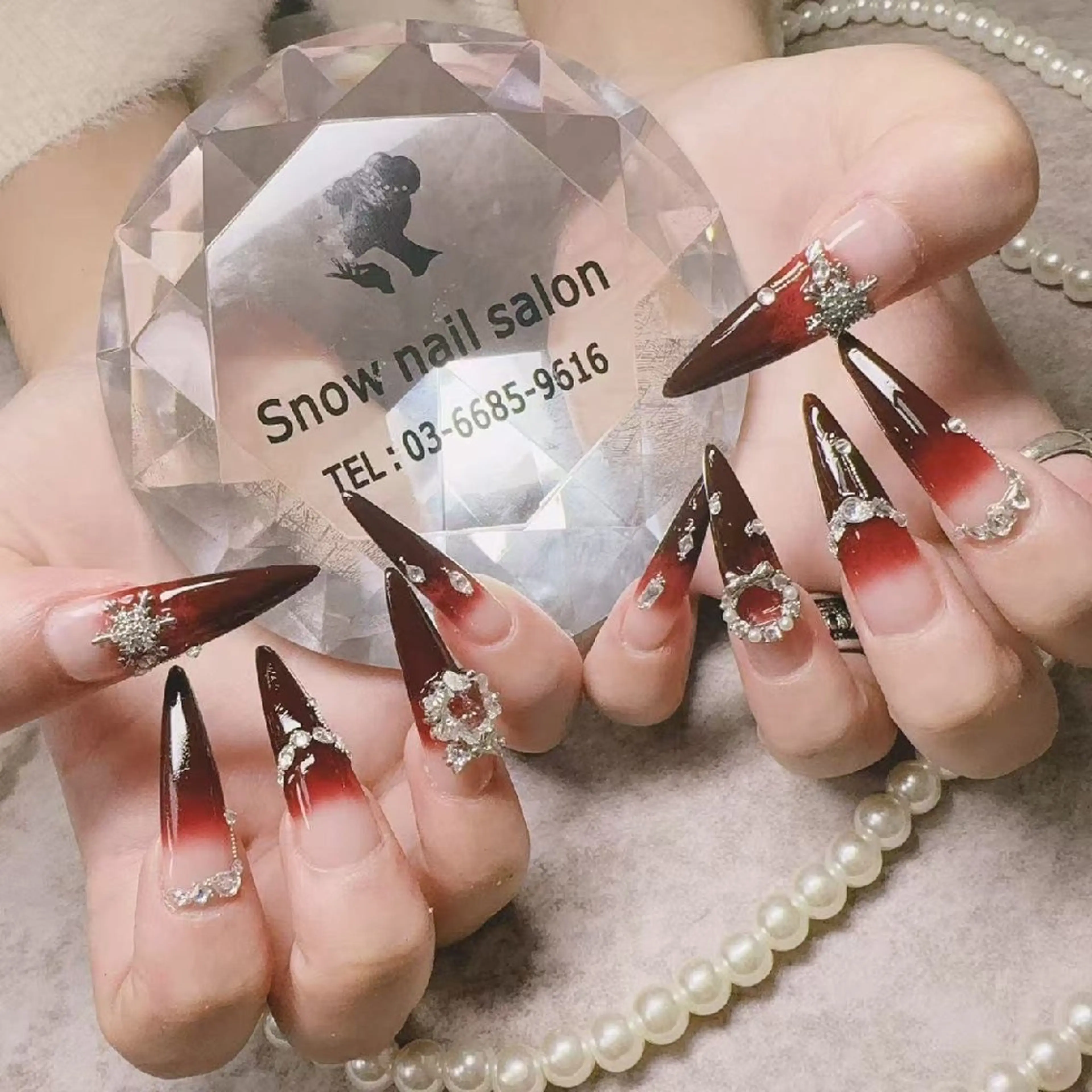 ネイル Snow nail  💕 新宿🌸のネイルデザイン