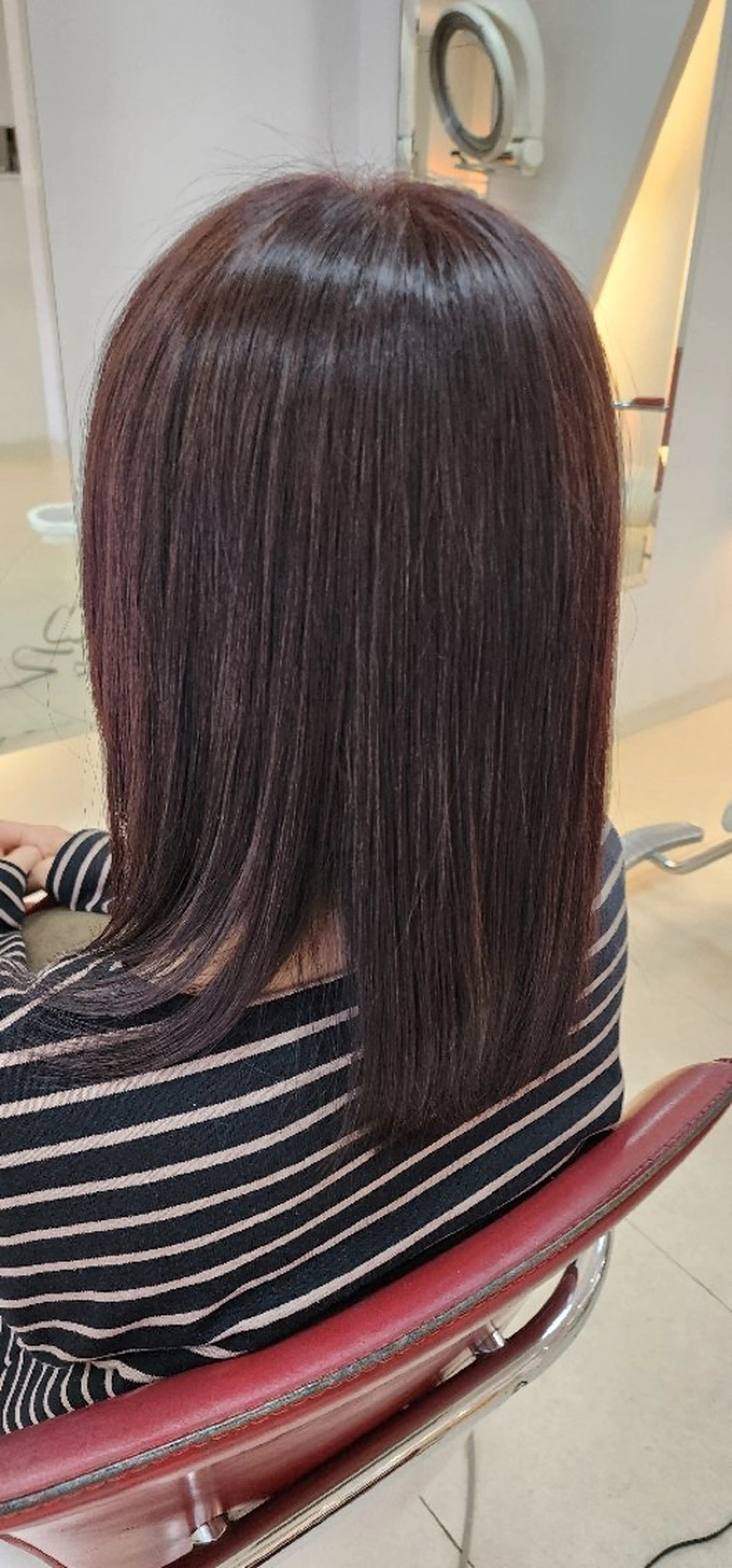 セミロング カラー 髪質改善 hairmake Juinのヘアスタイル