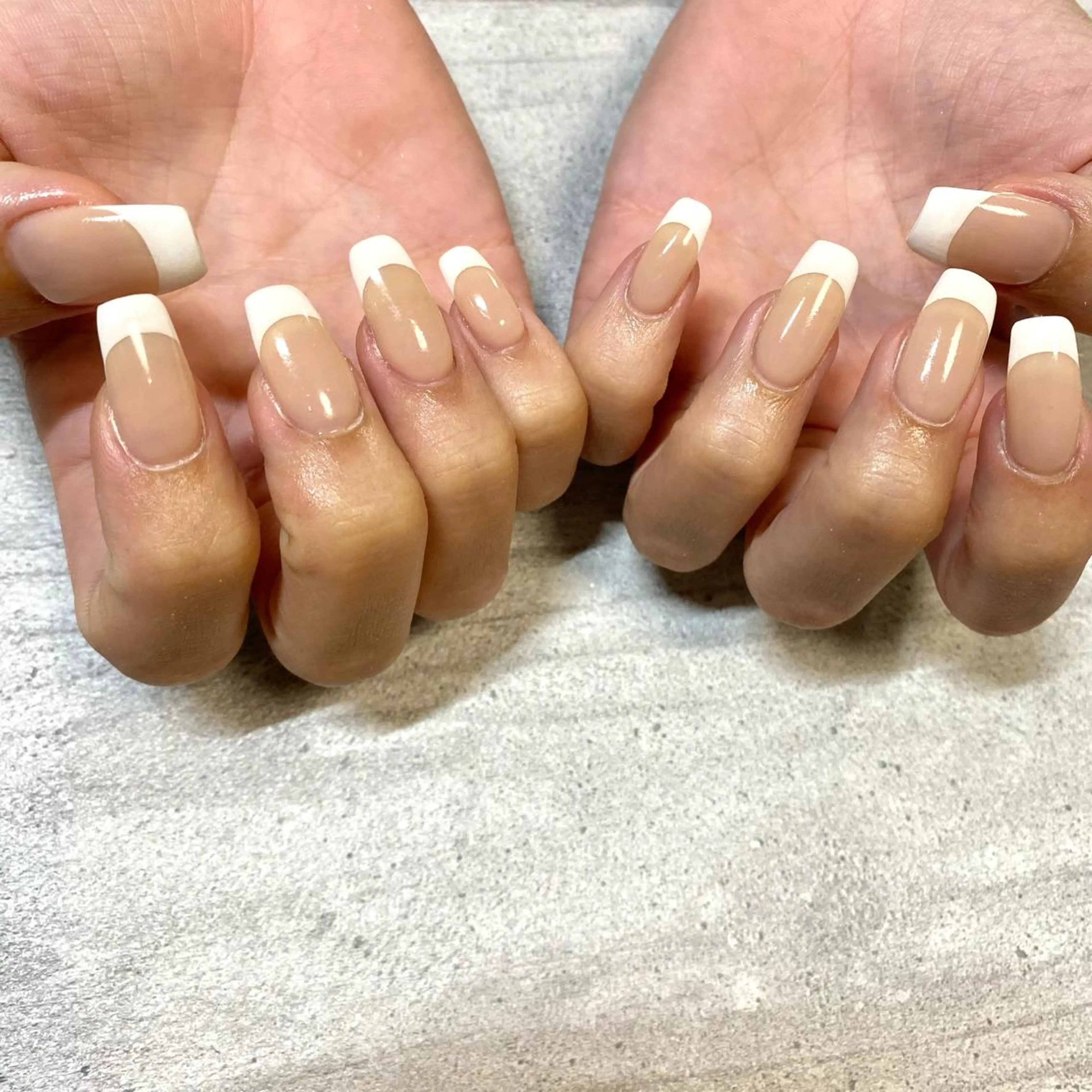 ミディアム カラー パーマ ヘアアレンジ メンズ キッズ ネイル マツエク・マツパ アイブロウ ベージュカラー フレンチネイル ハンドネイル ハンドケア 今福鶴見ネイル 8(ｴｲﾄ)のネイルデザイン