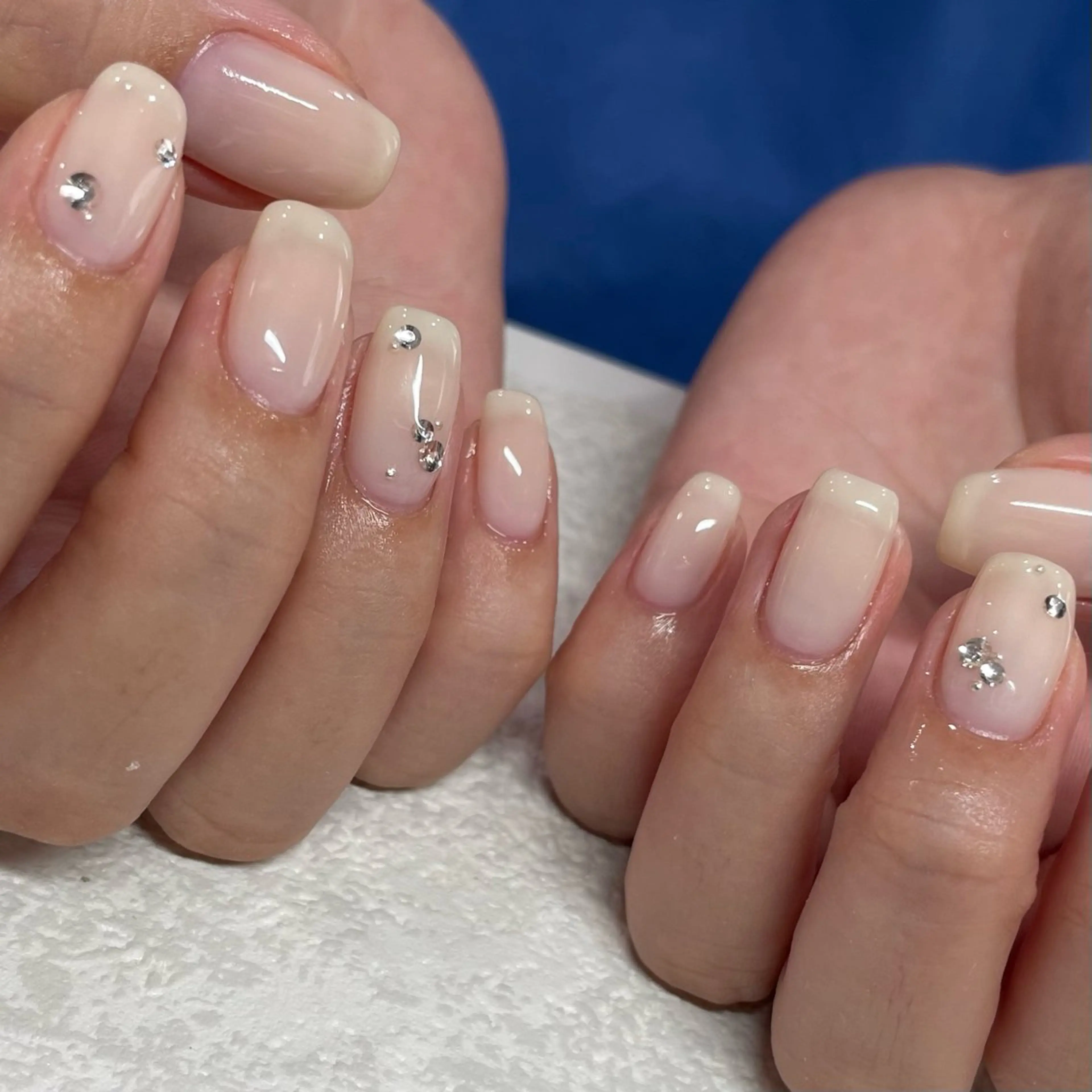 ネイル アートネイル パラジェルサロン 大人女性が通うサロンのネイルデザイン