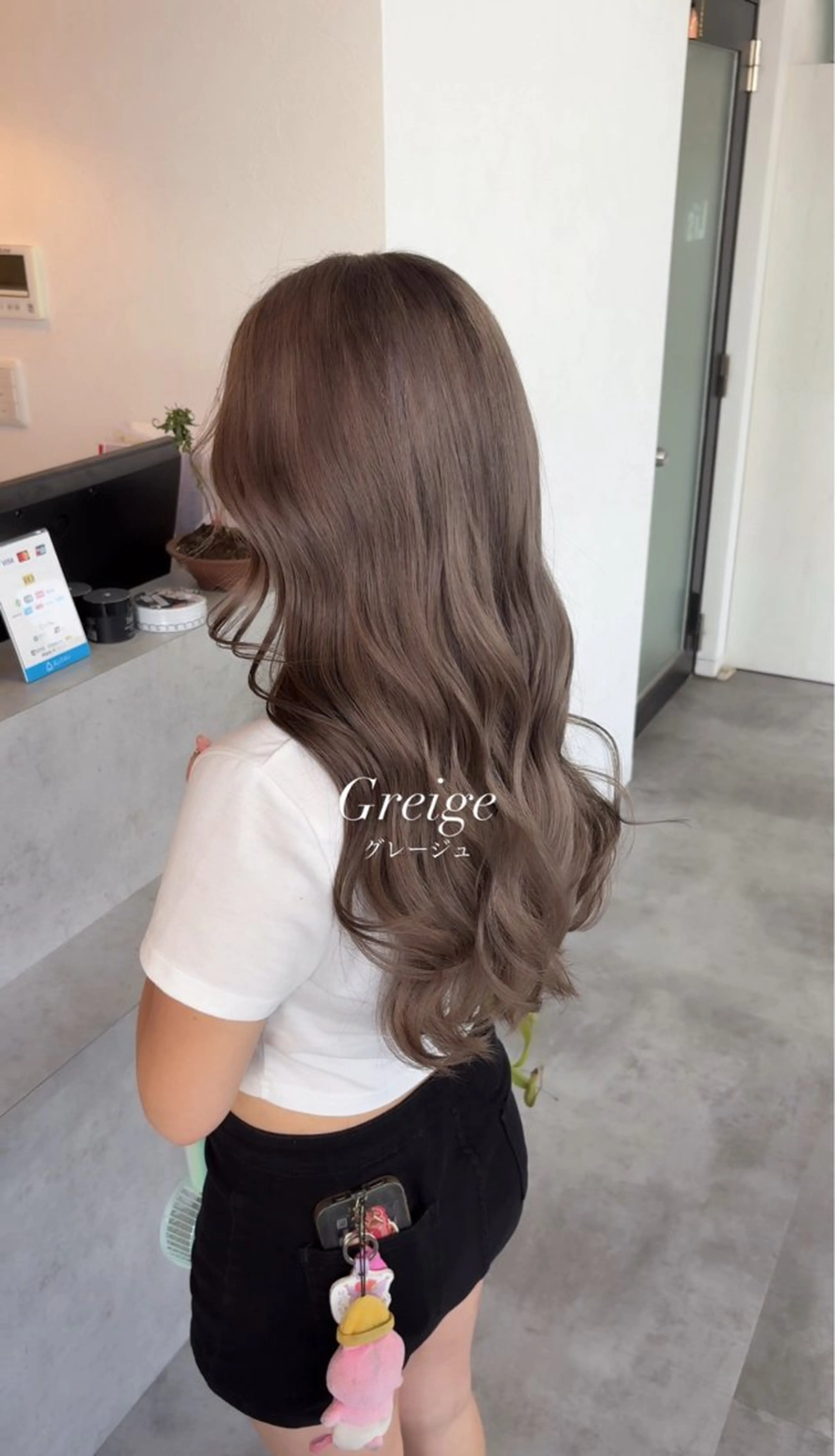 ロング カラー グレージュ TORA【Li's /東大阪布施美容室】のヘアスタイル