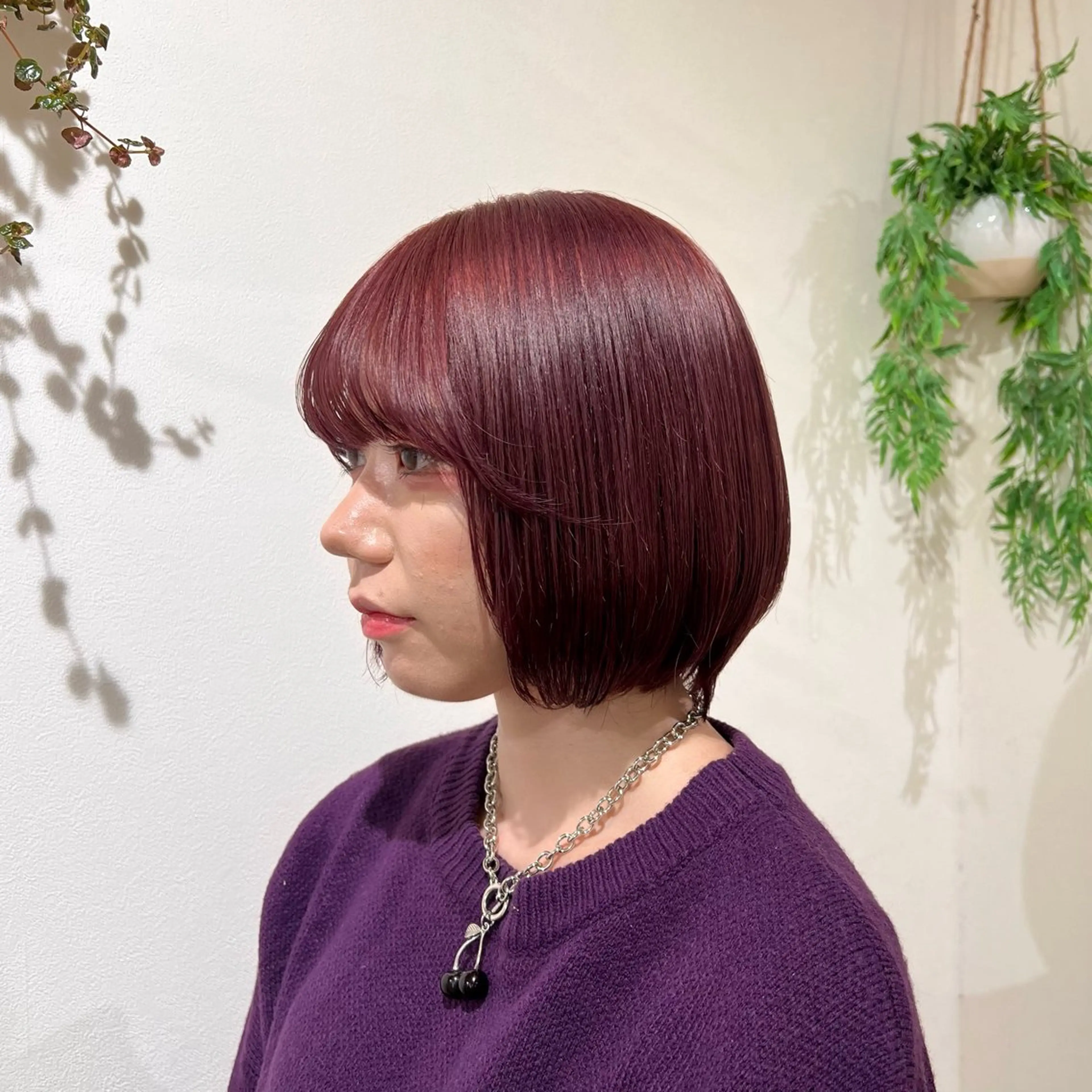 ミディアム カラー ブリーチ カシス ダブルカラー ハイトーンカラー ピンクカラー ヘアカラー 𝙎𝙚𝙞𝙧𝙖 ☆カット/パーマのヘアスタイル