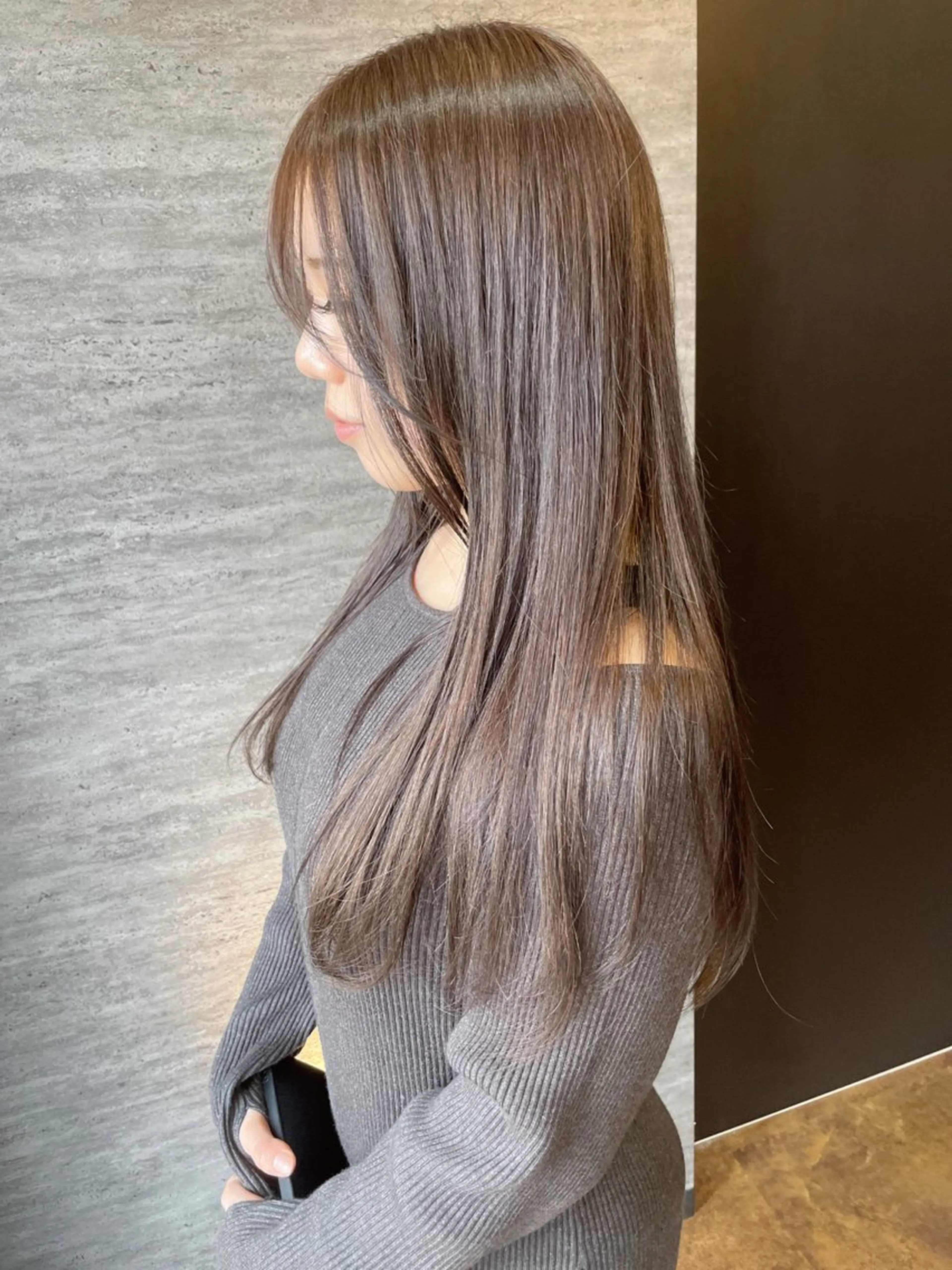 ロング JIEN MIUのヘアスタイル