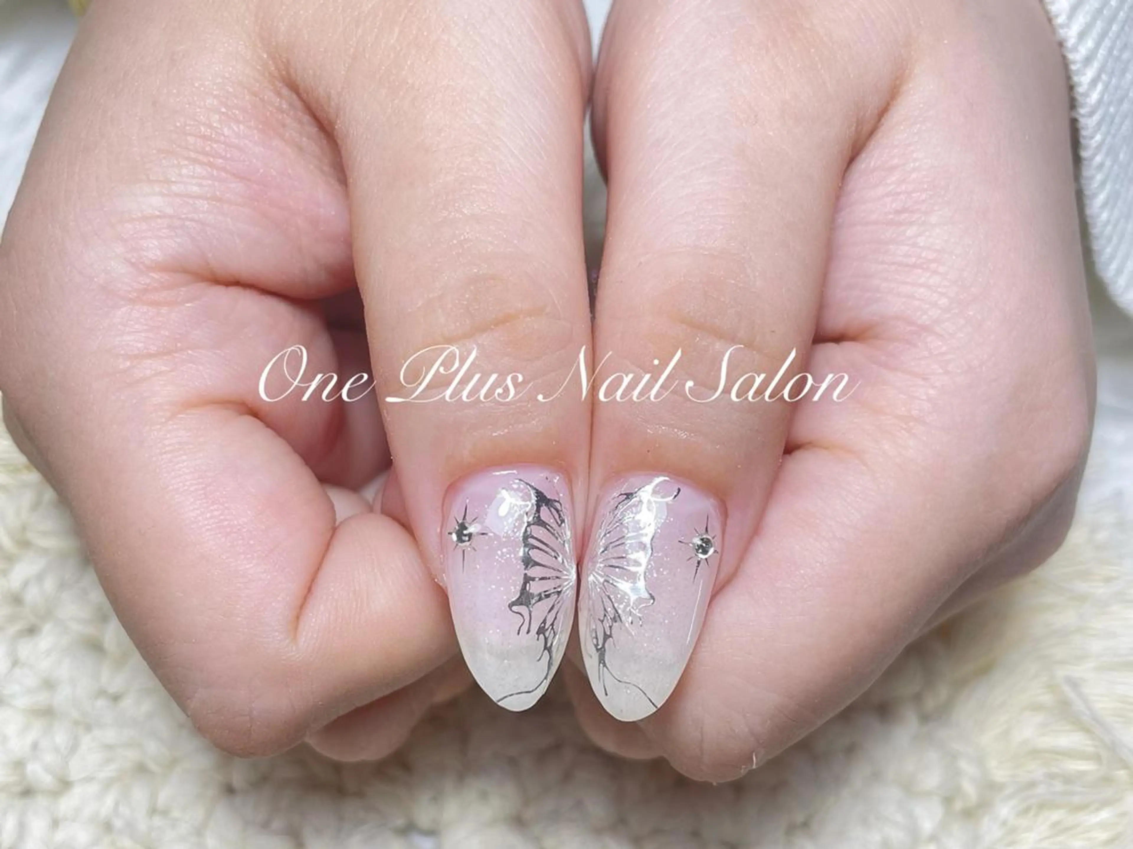 ネイル One Plus Nail Salonのネイルデザイン