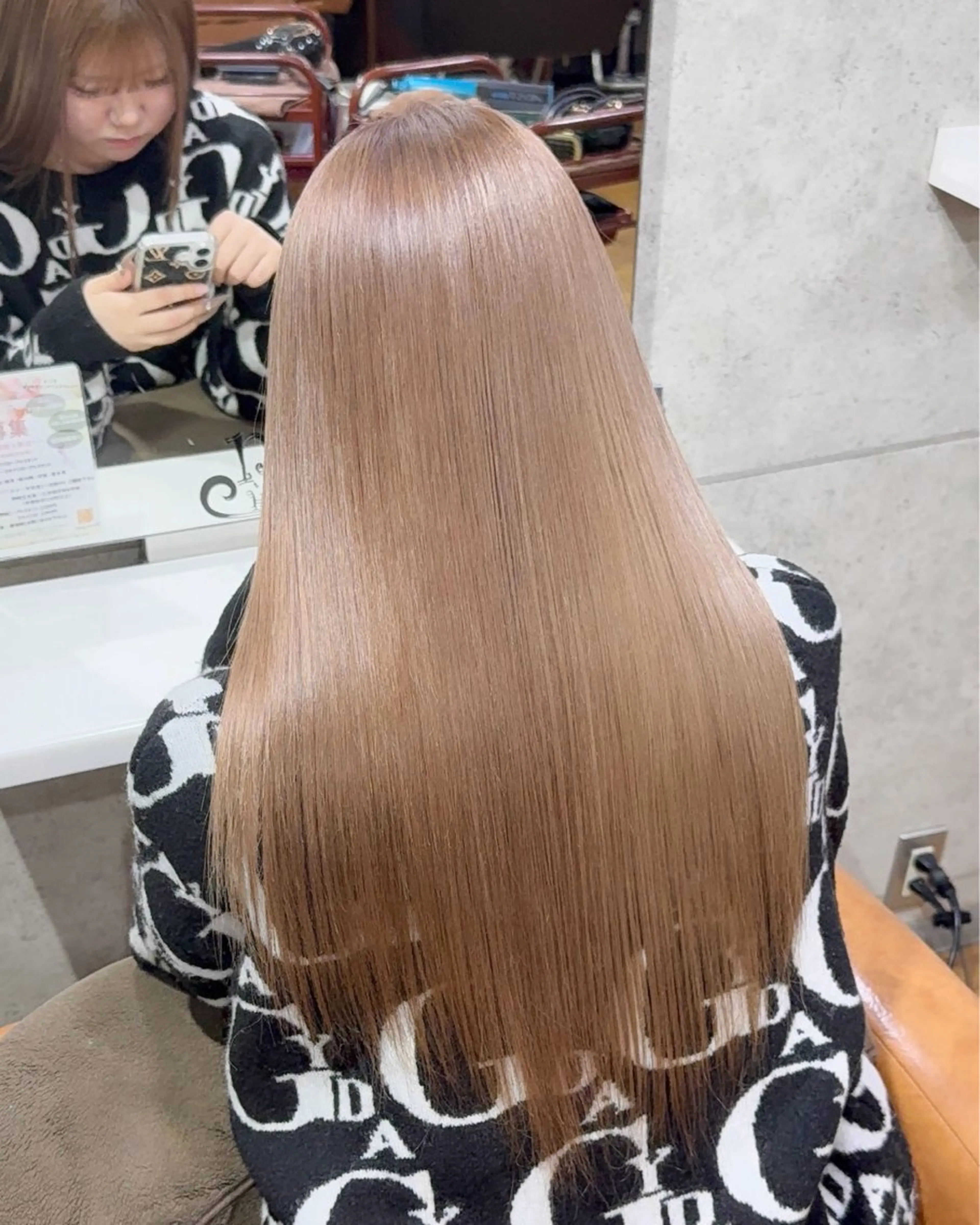 ロング カラー カット ヘアカラー トリートメント mEg hair creation川崎矢向店所属・レイヤー/ブリーチ/ 艶カラー/アトムのヘアスタイル