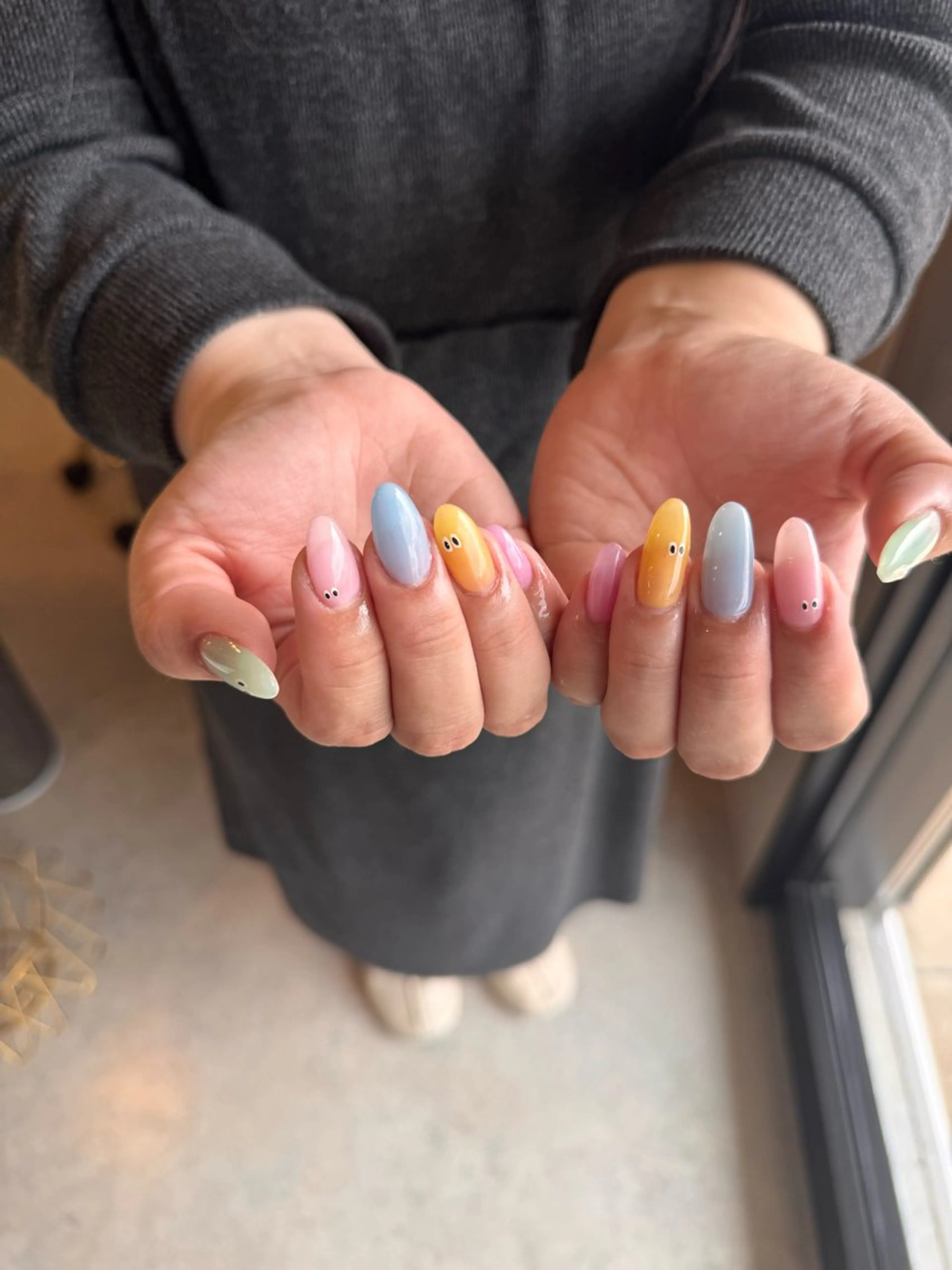 ネイル ハンドネイル nailsalon YOLOのネイルデザイン