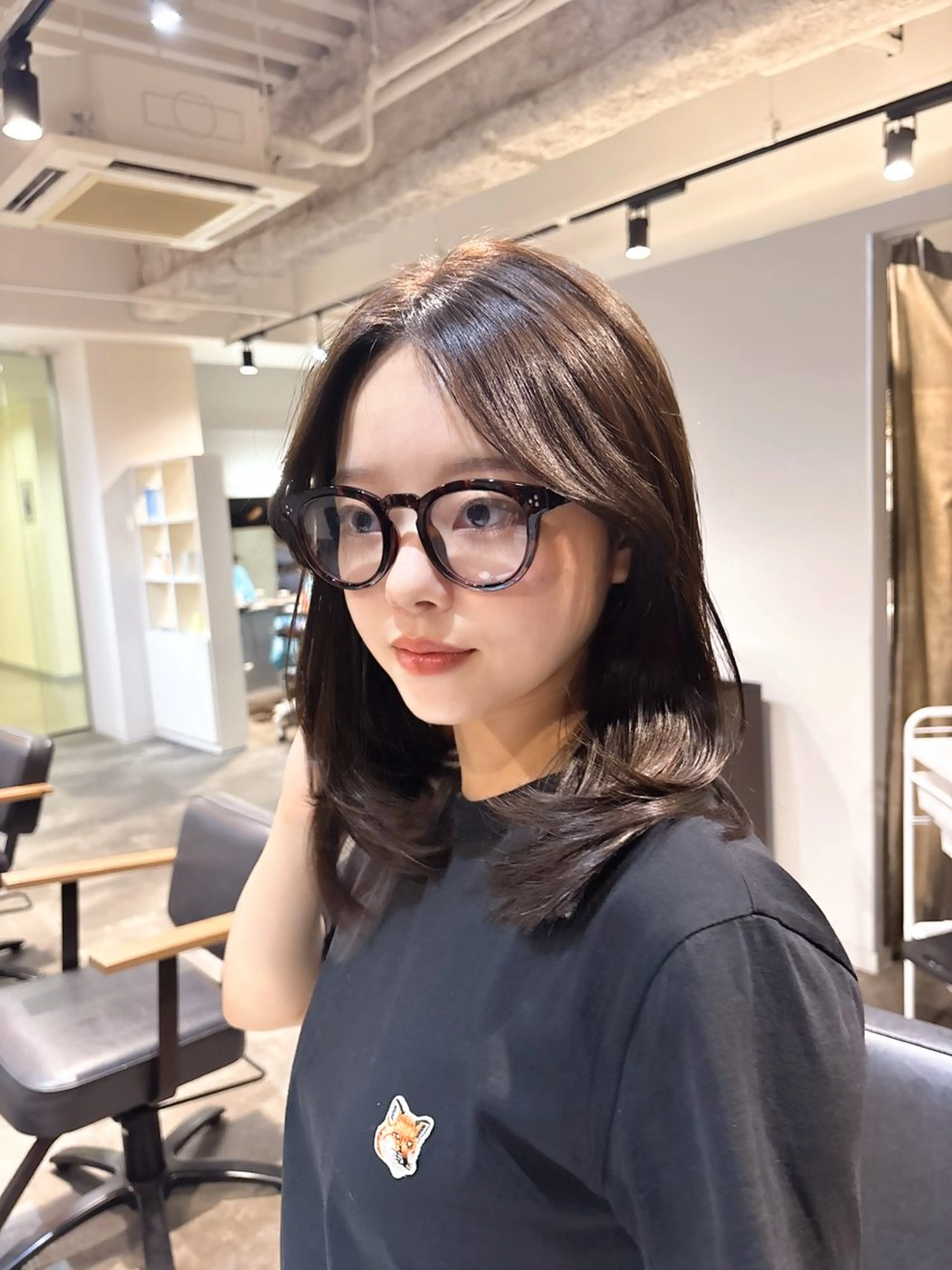 ミディアム レイヤーカット 韓国風style ❤︎　古庄美月のヘアスタイル