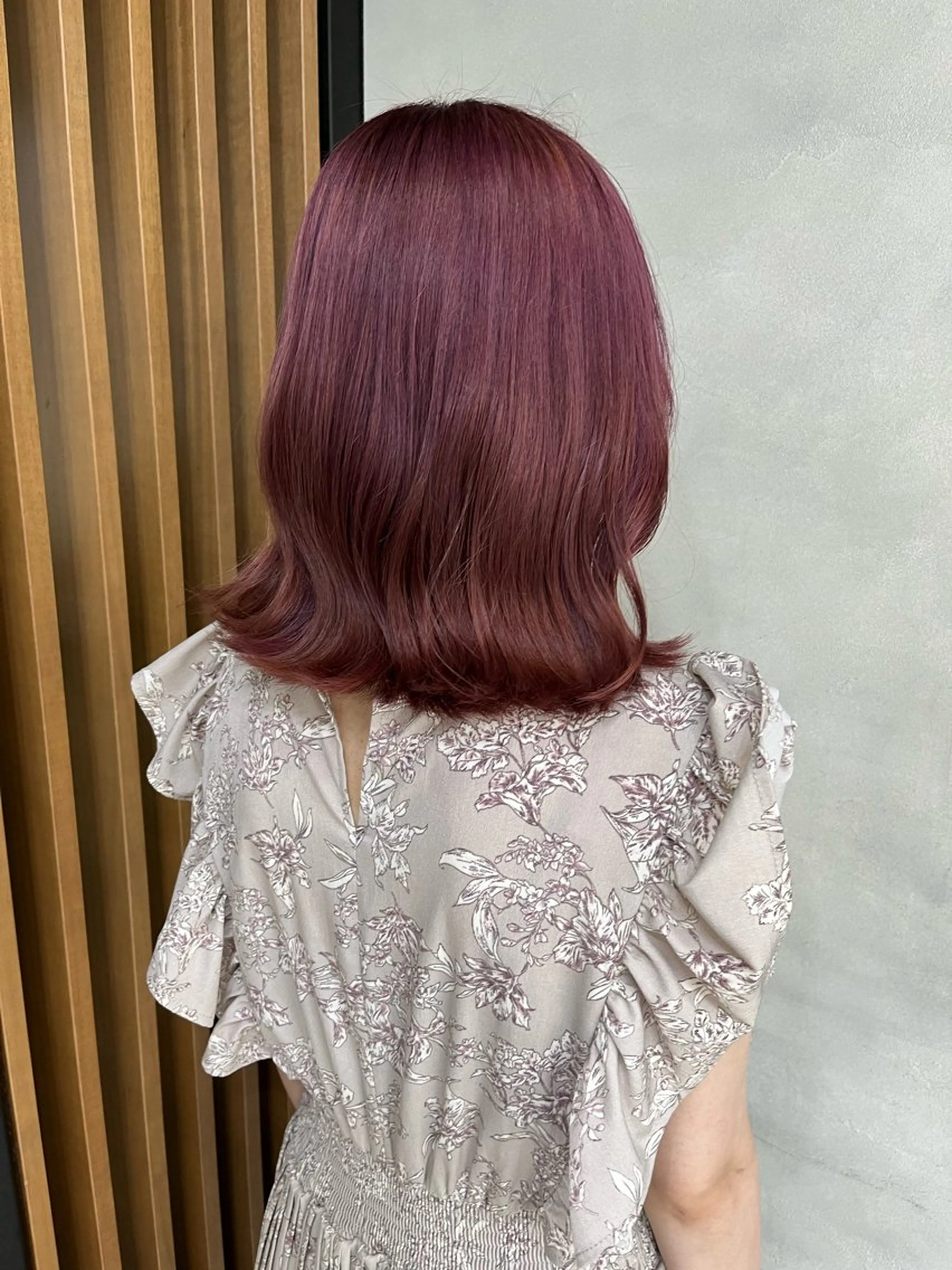 ミディアム 濱川響太レディース カットモデルのヘアスタイル