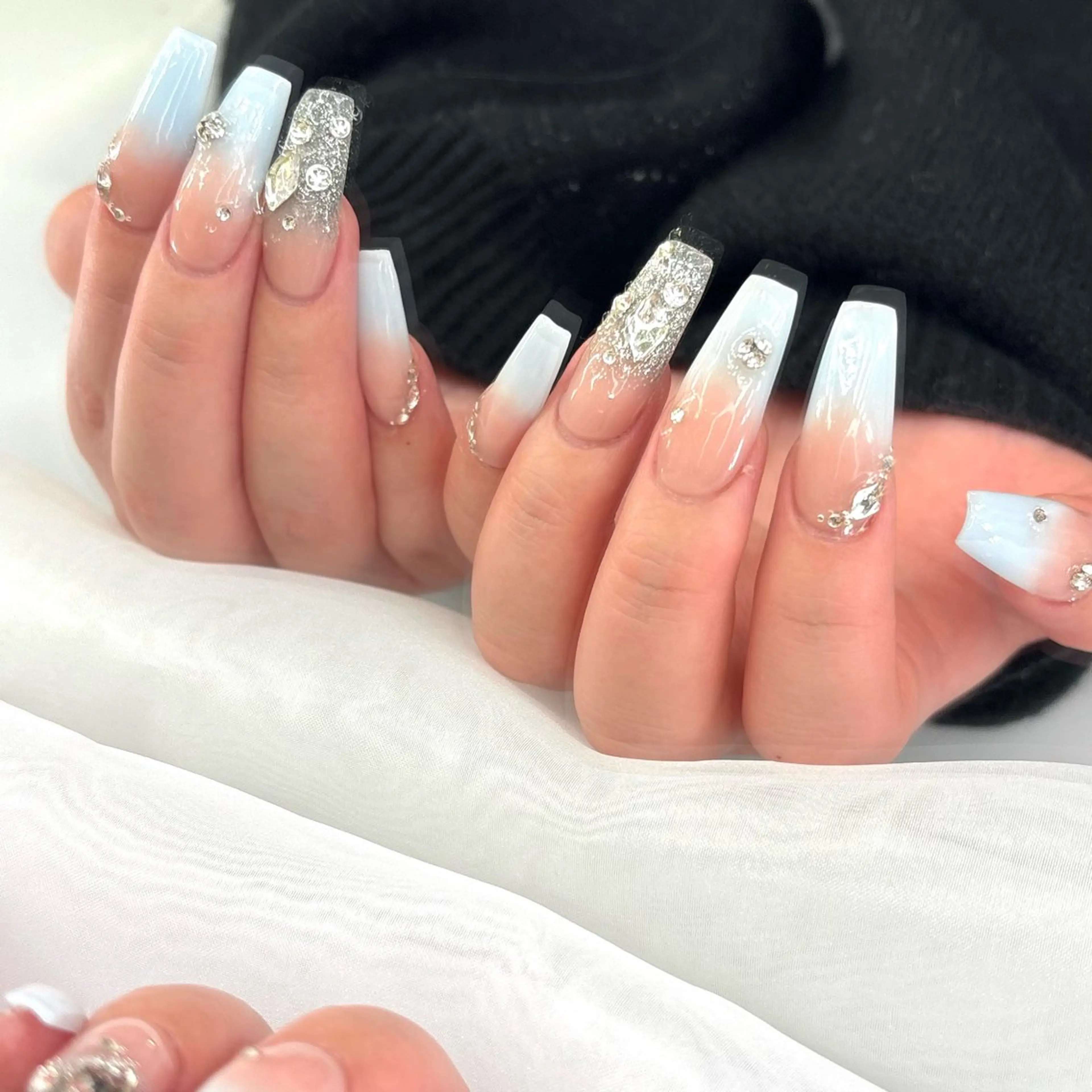 ネイル ハンドネイル rism 岩佐のネイルデザイン