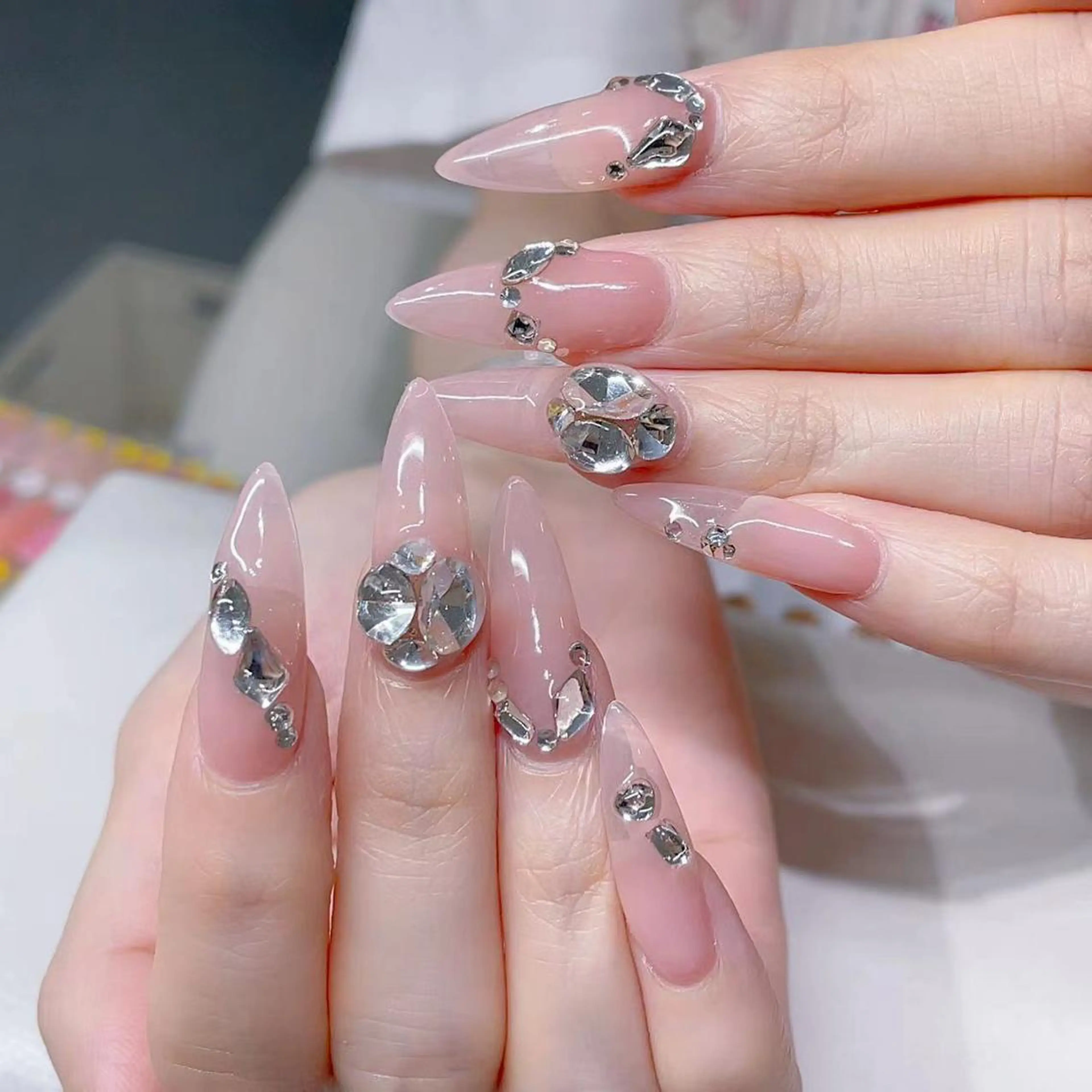 ネイル ハンドネイル Queen‘s なんのネイルデザイン