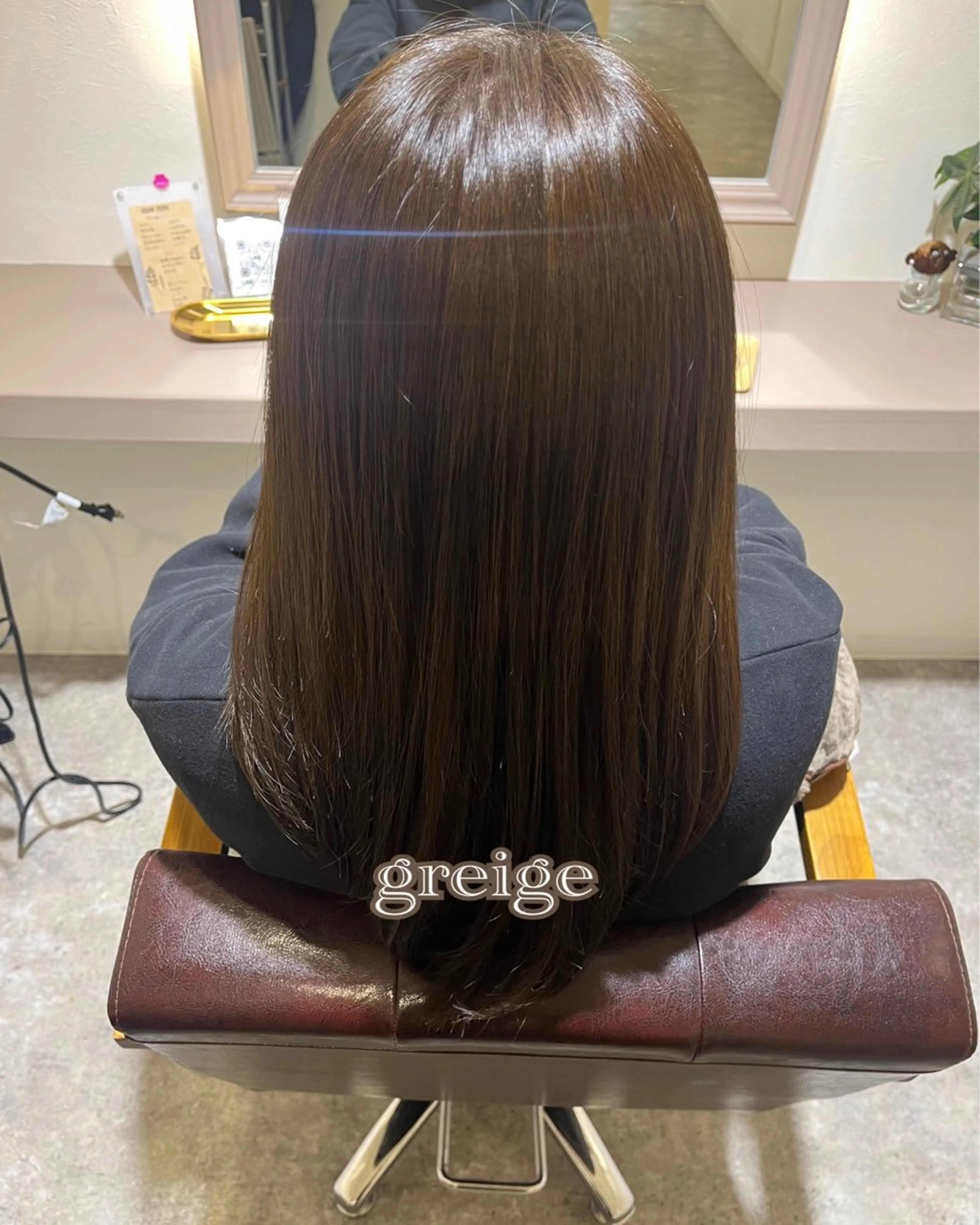 セミロング カラー グレージュ 髪質改善 カット ヘアカラー トリートメント 堀越 エリのヘアスタイル