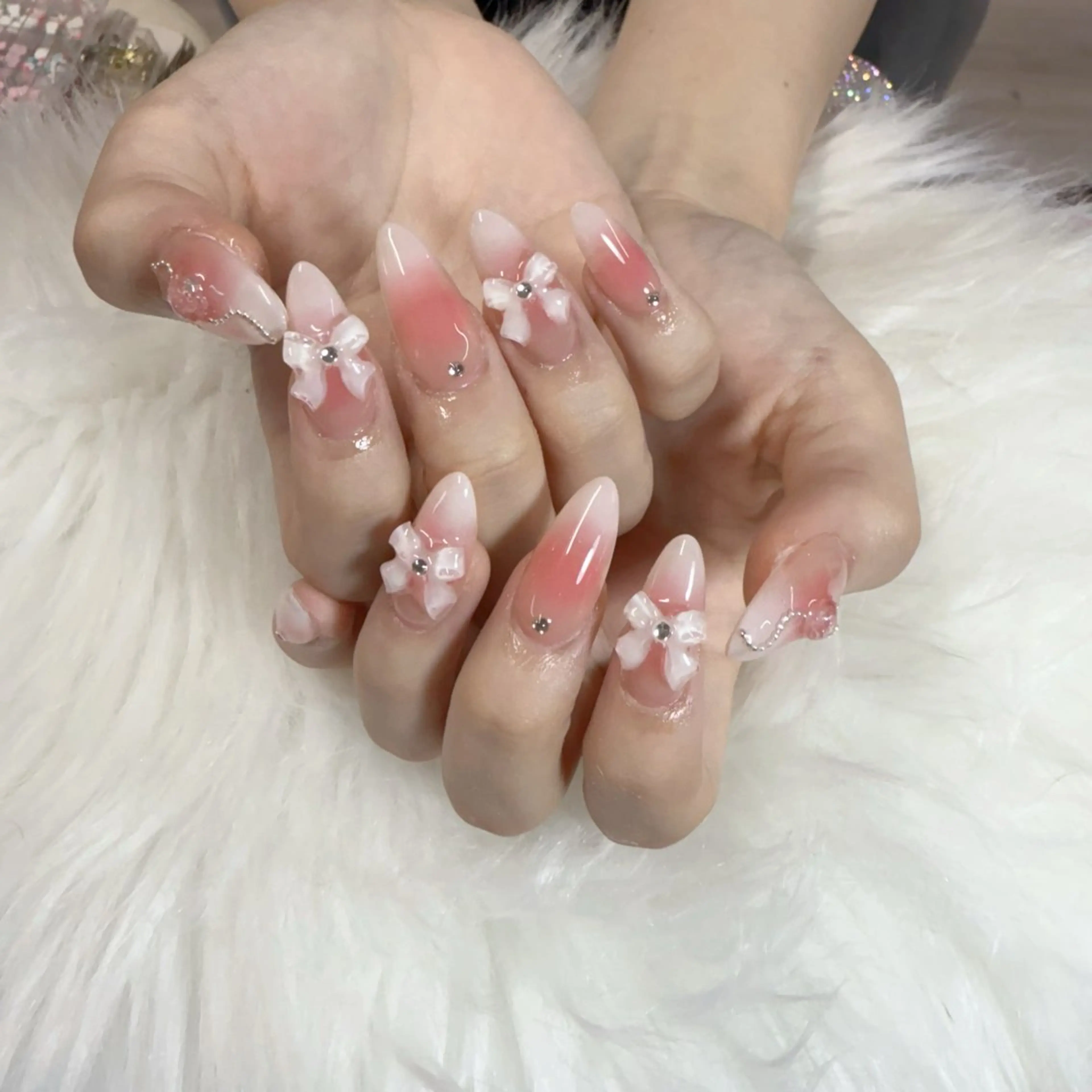 ネイル ハンドネイル 🎀nana🫧 ワンホンネイル🎀のネイルデザイン