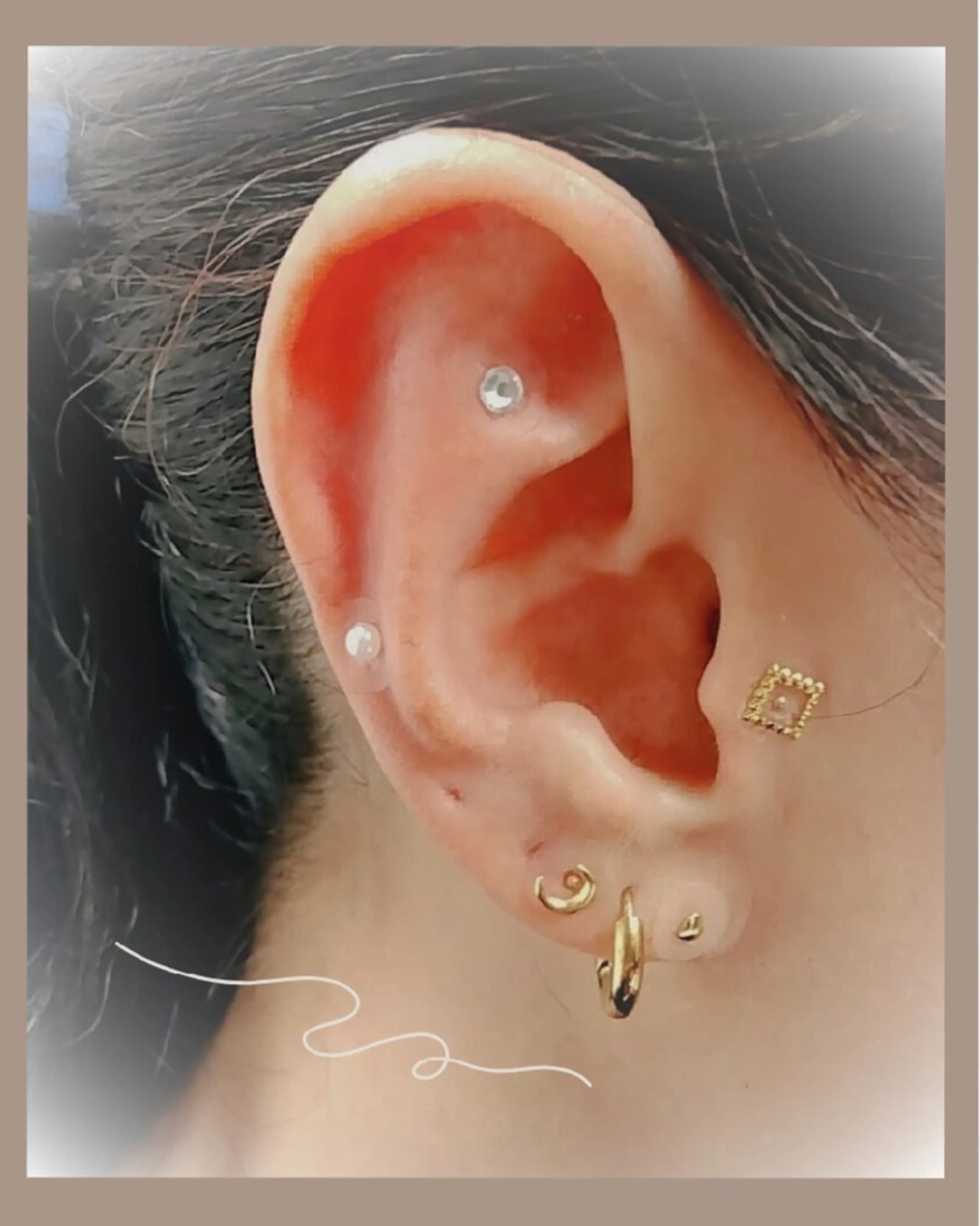 【春割*】✨️耳つぼジュエリー！両耳10粒の写真