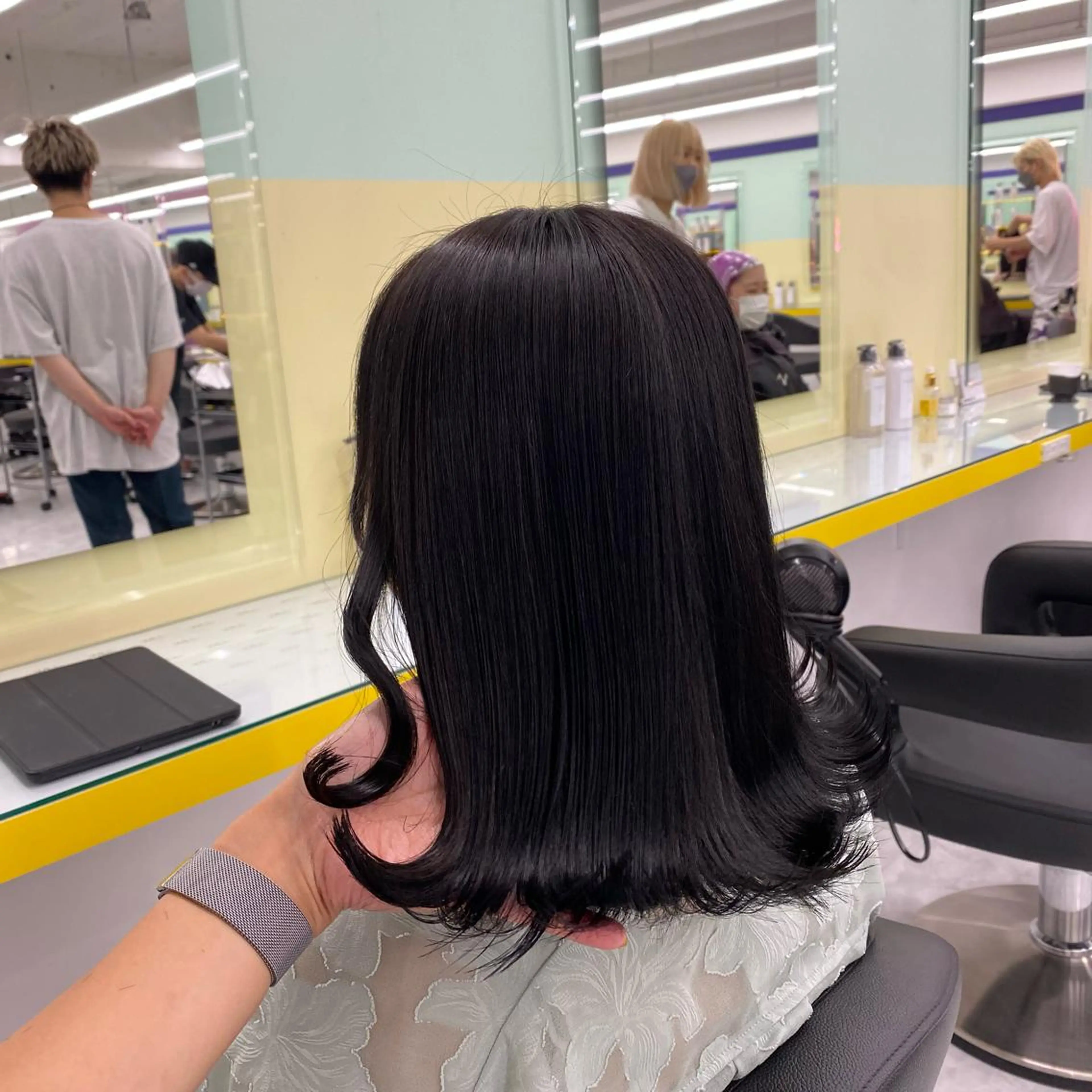 セミロング カラー ヘアアレンジ メンズ ヘアカラー トリートメント mai🍑暖色カラー /レイヤー💖のヘアスタイル