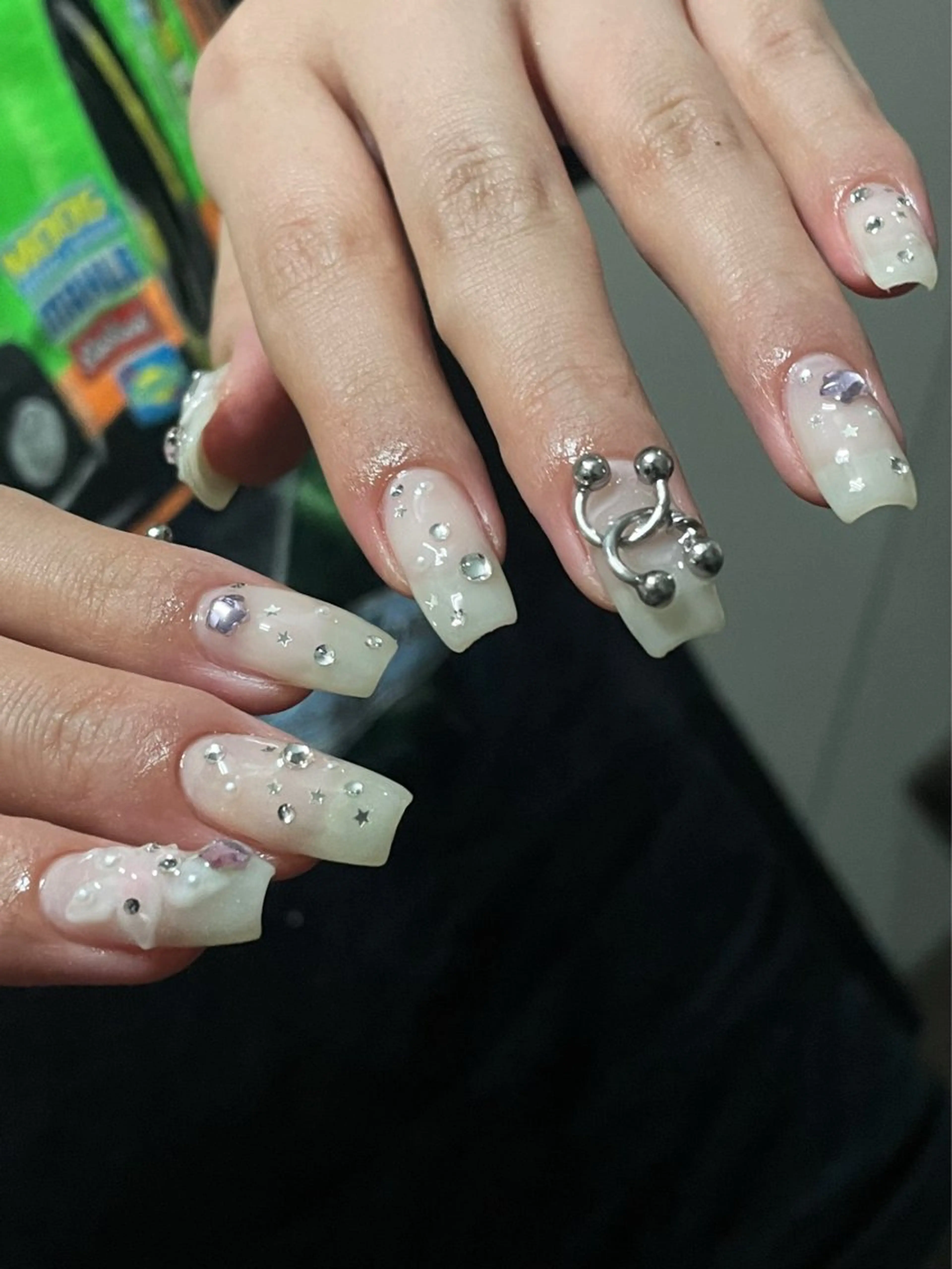 ネイル F room UMEDAのマツエク・マツパデザイン