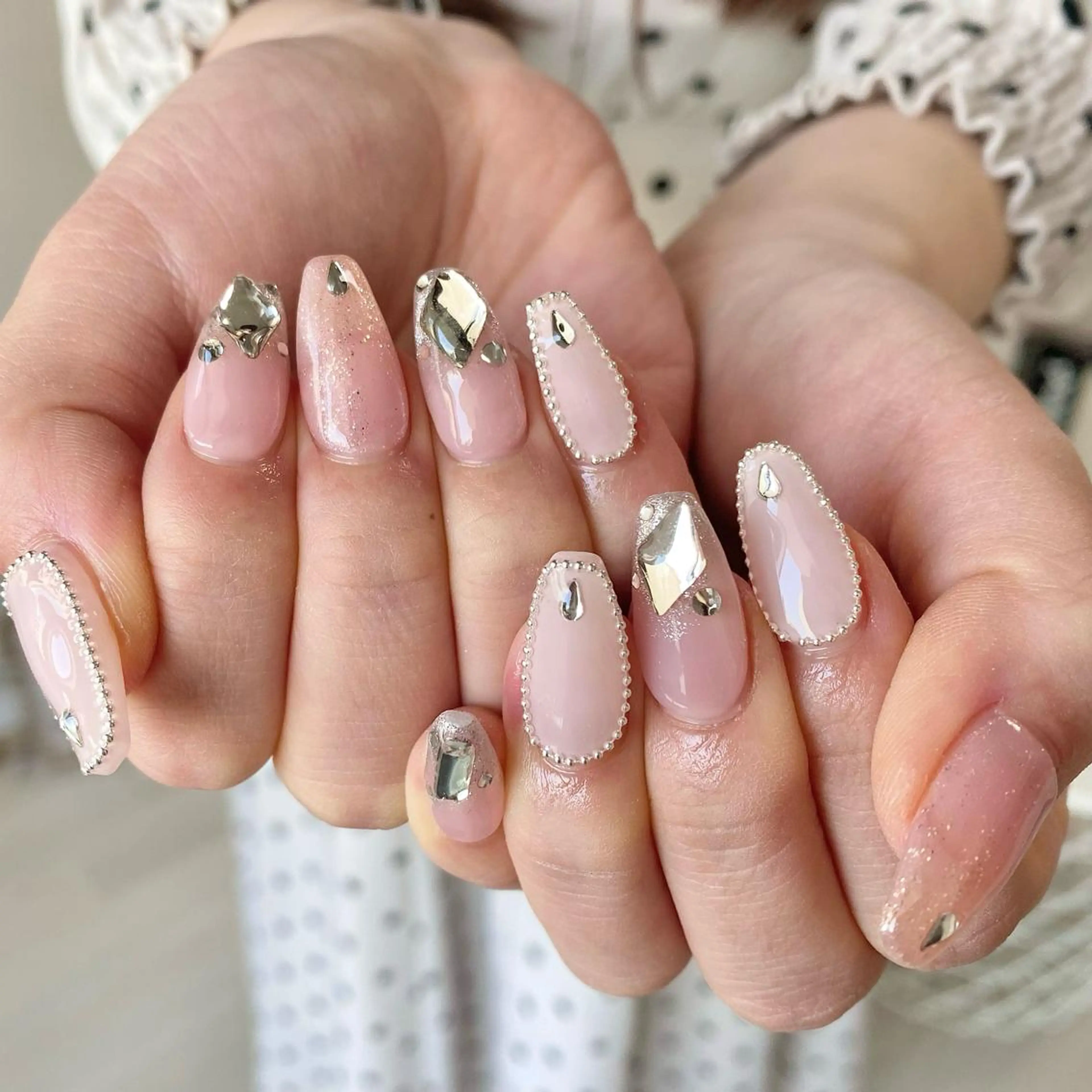 ネイル ハンドネイル Blomeel Nailのネイルデザイン