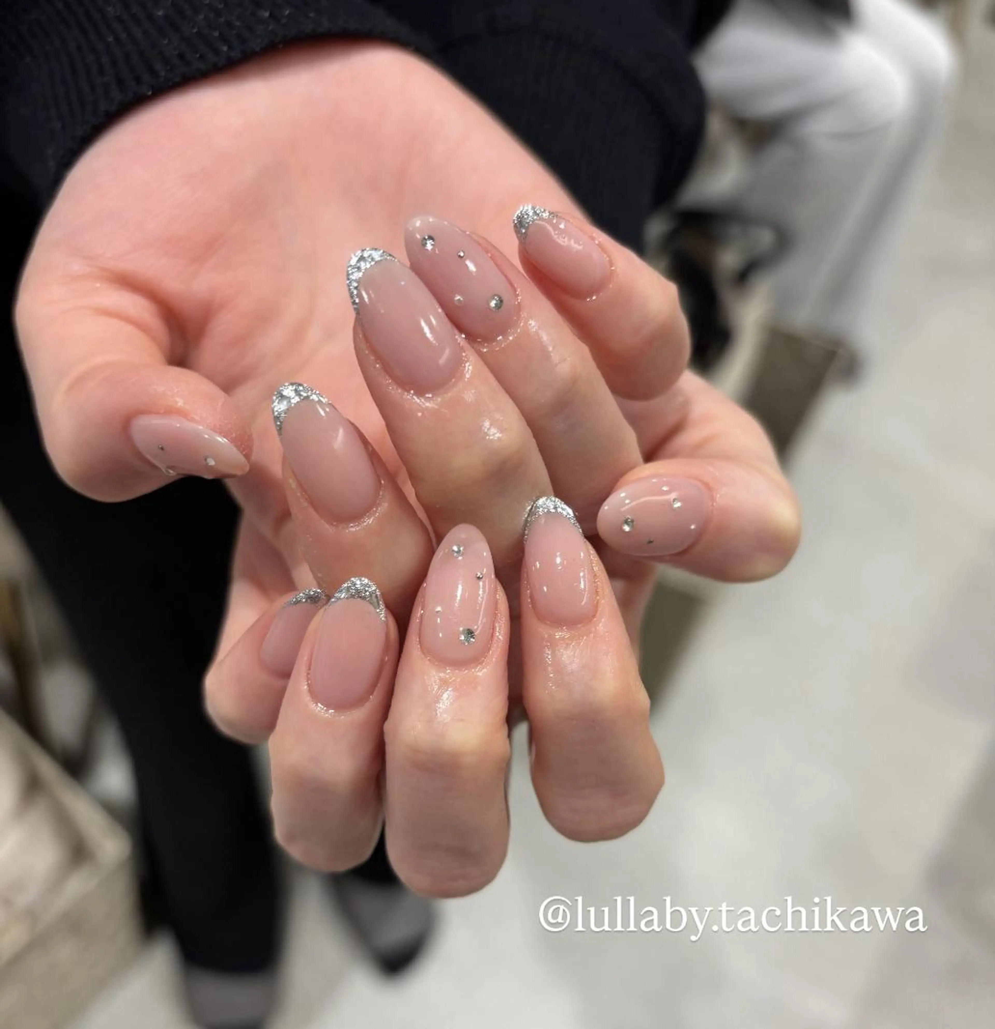 ネイル LULLABY 立川の眉毛・アイブロウイメージ