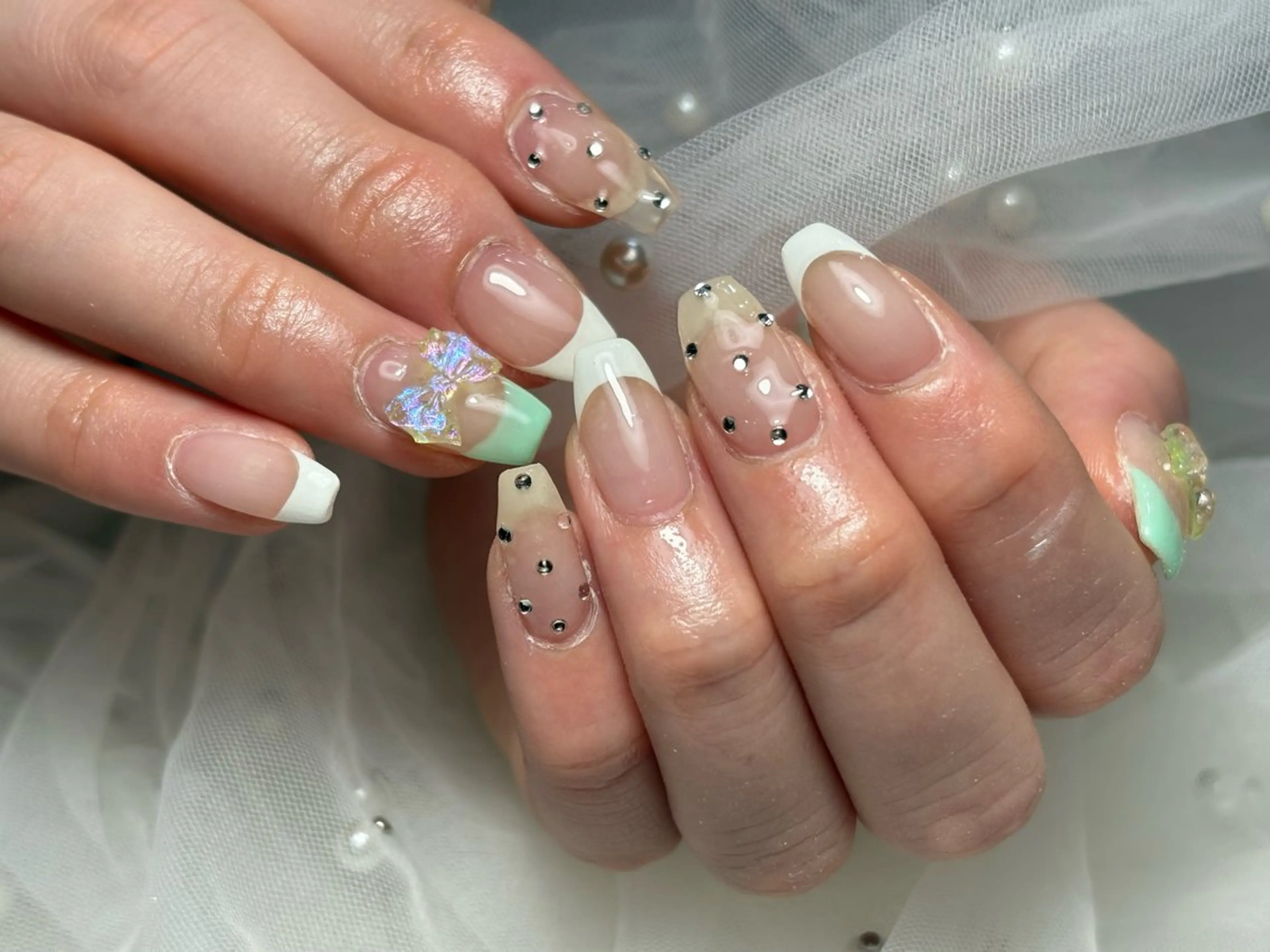 ネイル ハンドネイル フットネイル ✴︎ Delightのネイルデザイン