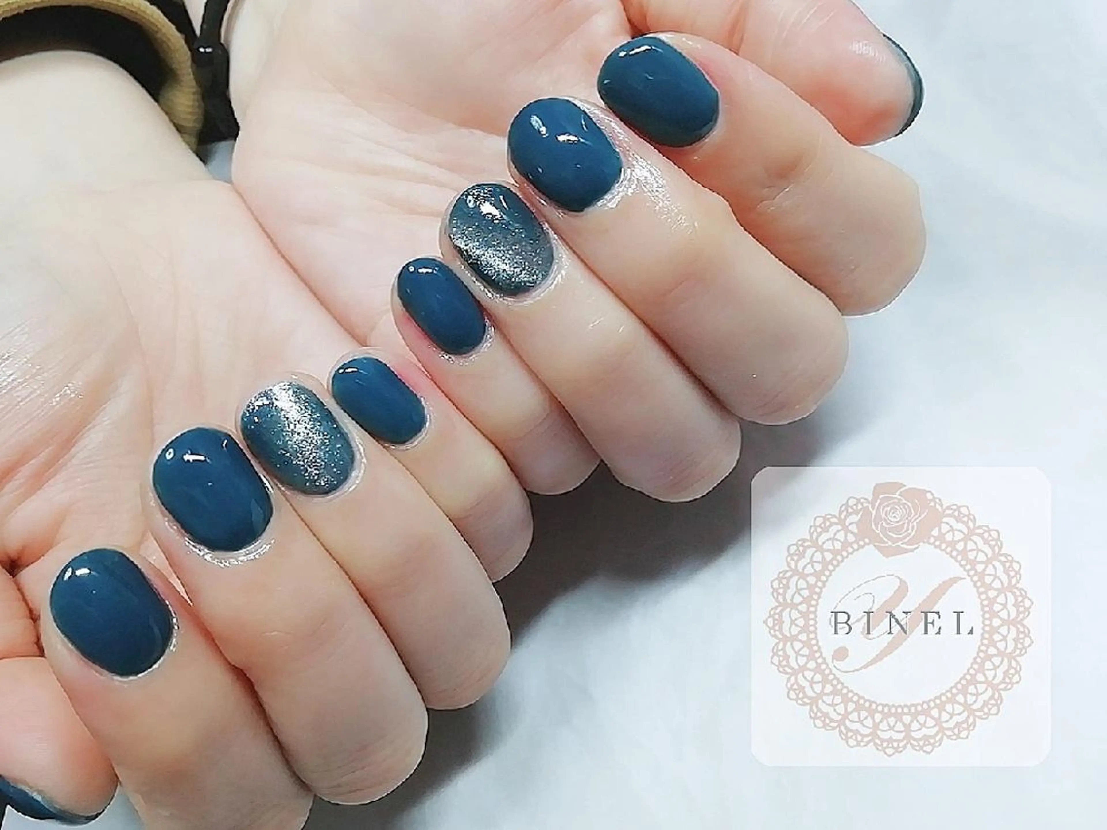 ネイル マグネットネイル ハンドネイル Nail Salon Y.BINELのネイルデザイン