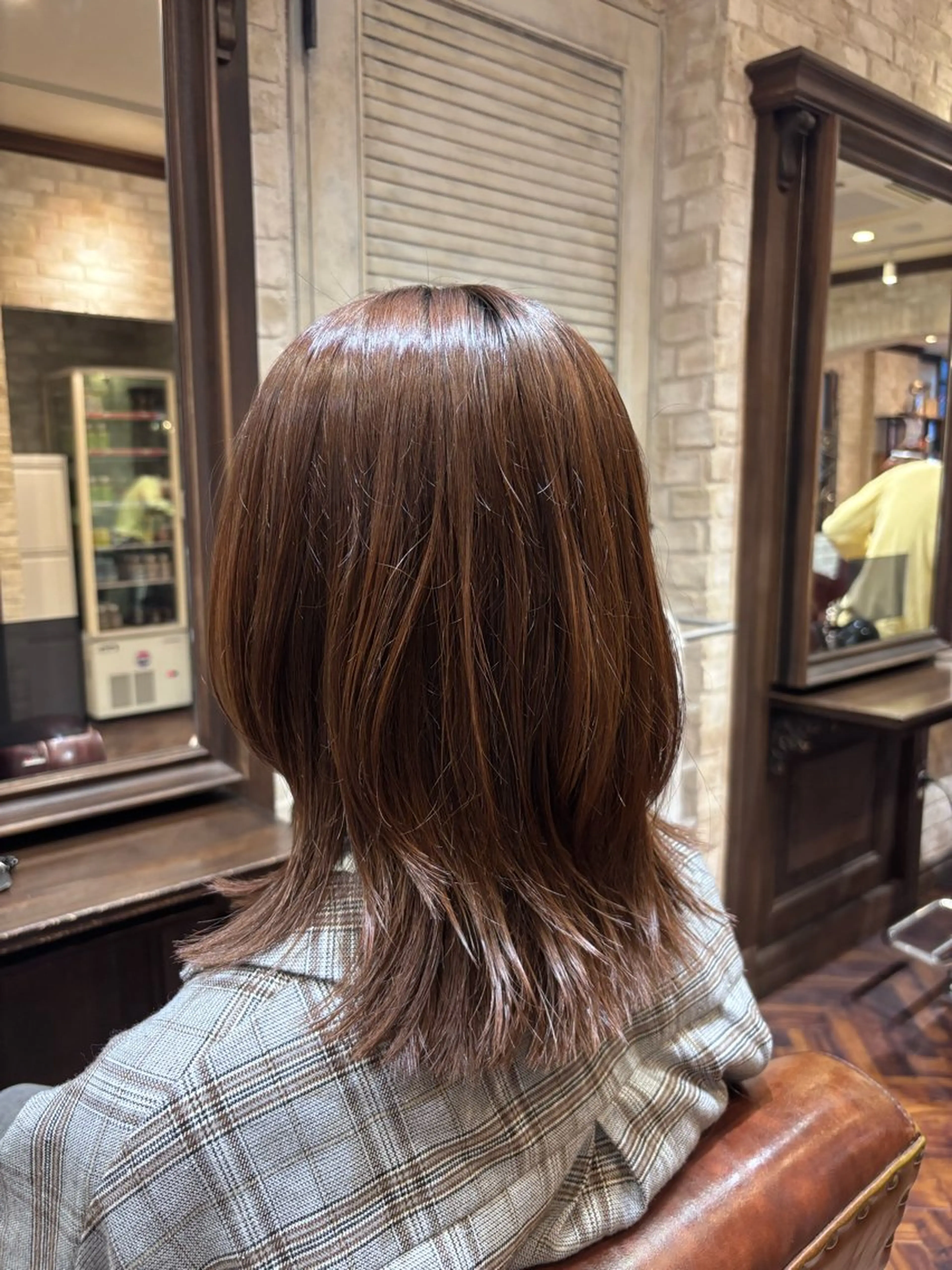 ミディアム ミディアムレイヤー くびれヘア レイヤーカット ヘアカラー 田尾 凌雅のヘアスタイル