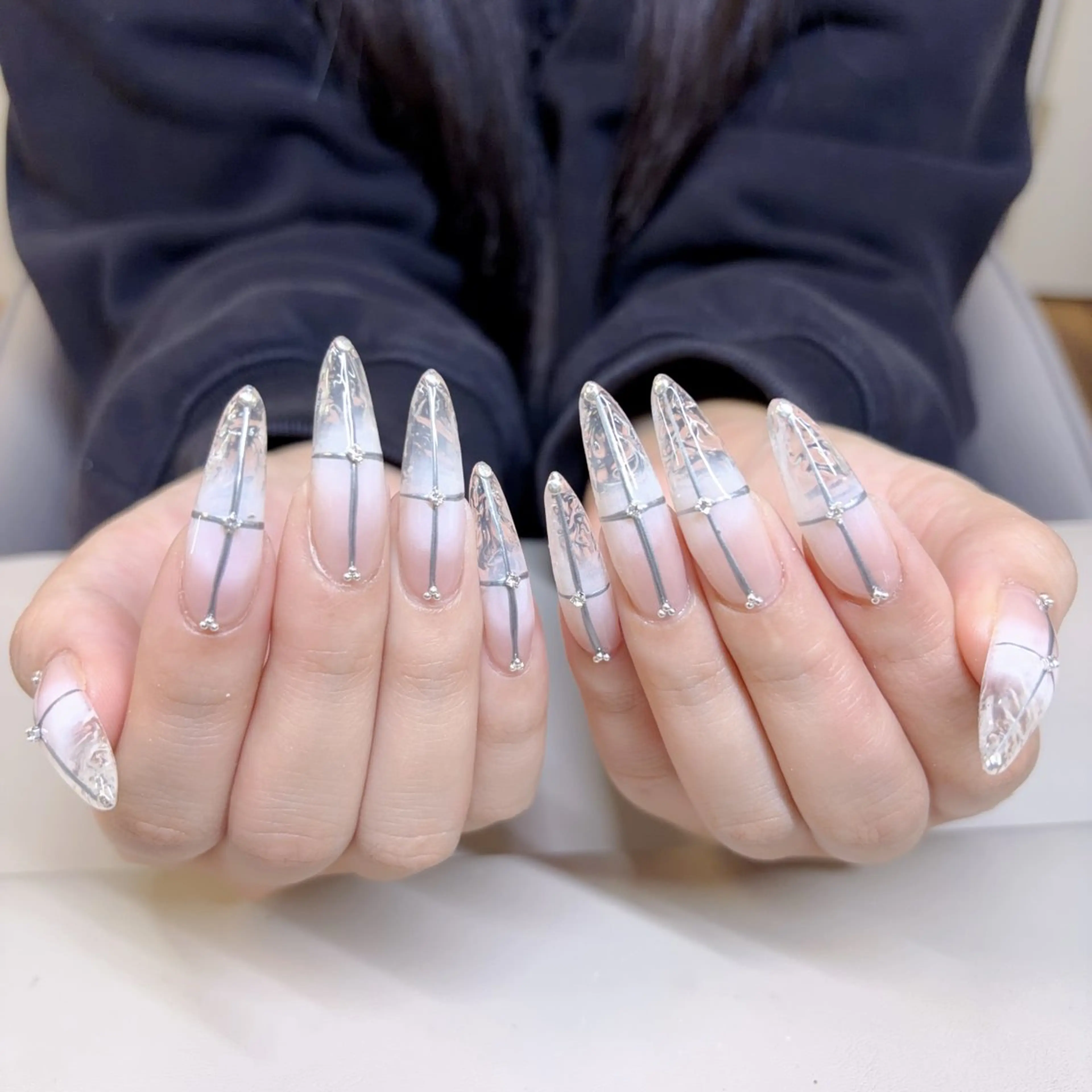 ネイル アニマル柄 アートネイル オーロラネイル べっ甲ネイル ブラウン Rika Nail ellaのネイルデザイン