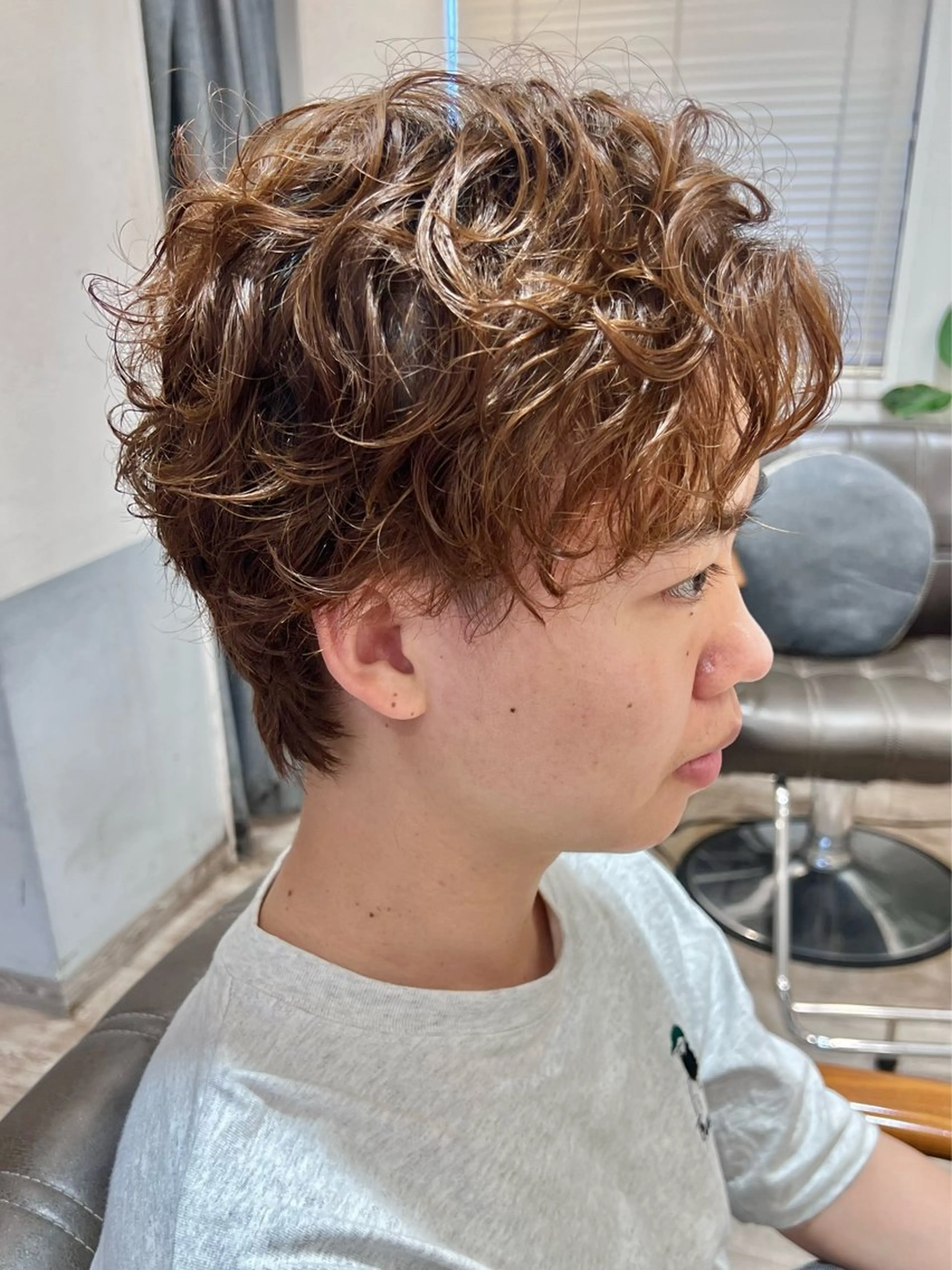 ミディアム カラー パーマ ミディアムパーマ ブラウンカラー カット ヘアカラー 💐メンズ特化× パーマ💐早坂駆留のヘアスタイル