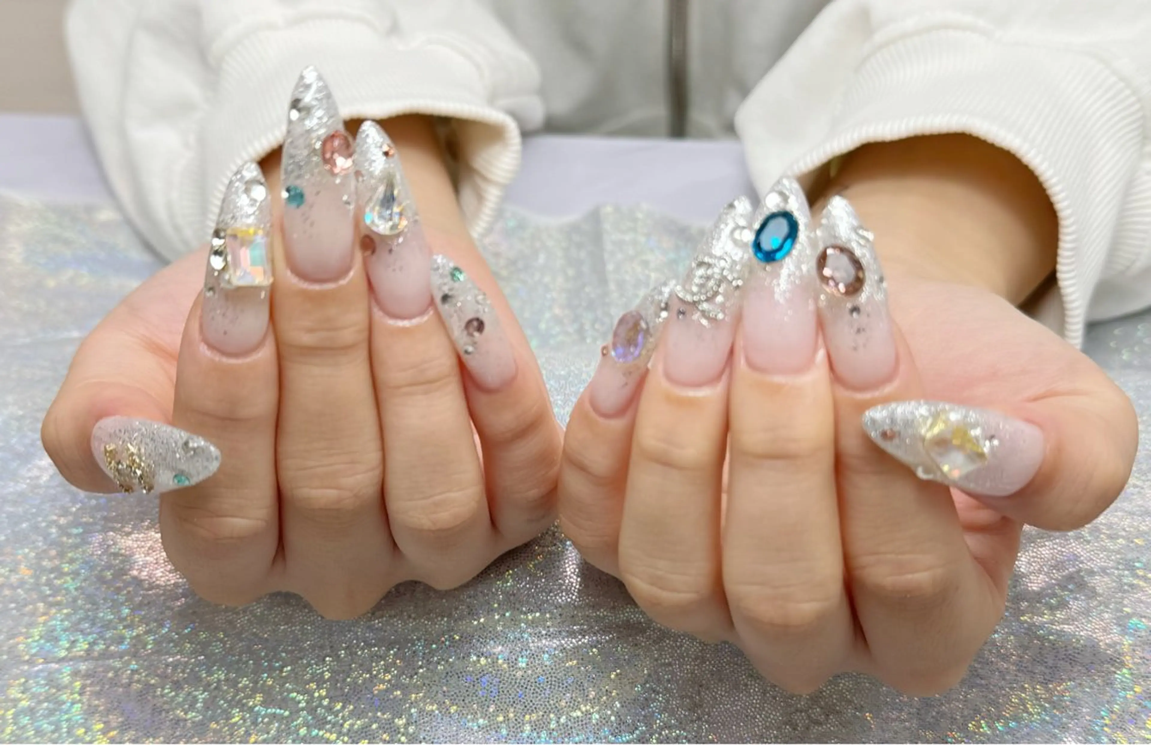 ネイル 持ち込み ハンドネイル 💓mi.o Nail御徒町店のネイルデザイン