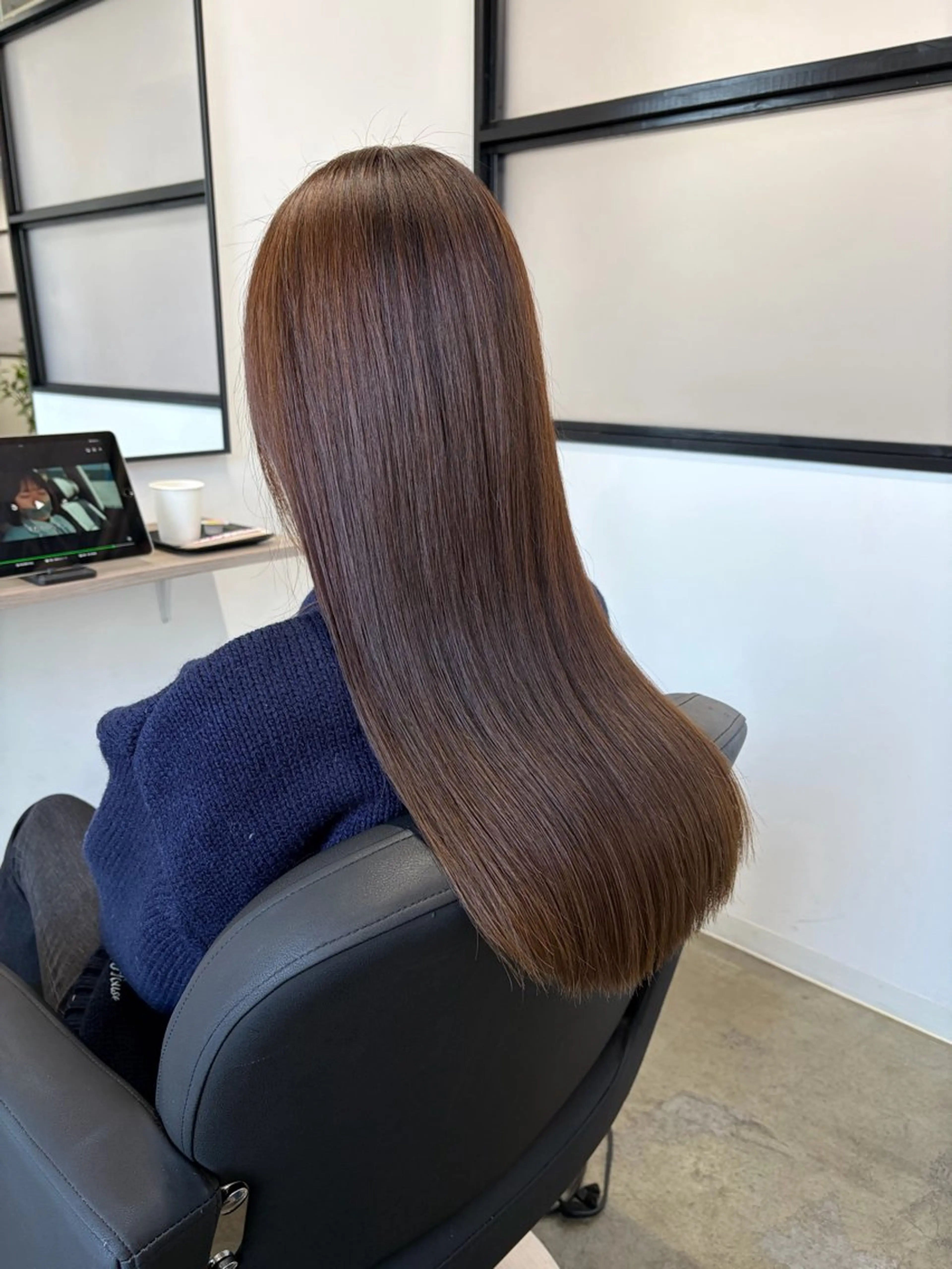 ロング カラー 菅野 萌愛のヘアスタイル