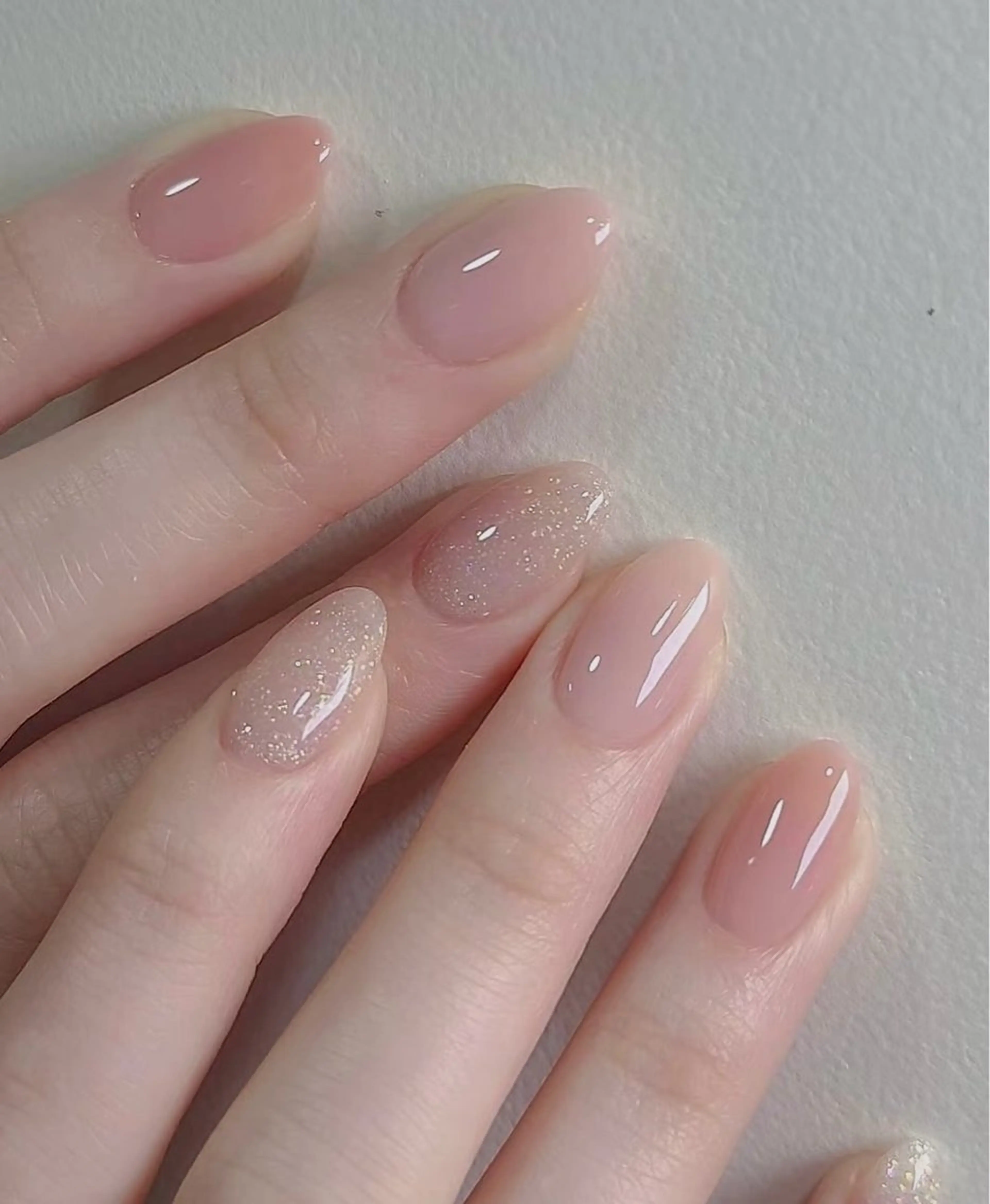 ネイル アートネイル オーロラネイル チークネイル フレンチネイル ガラスフレンチ ハンドネイル 🎀YooLi Nail salonのネイルデザイン