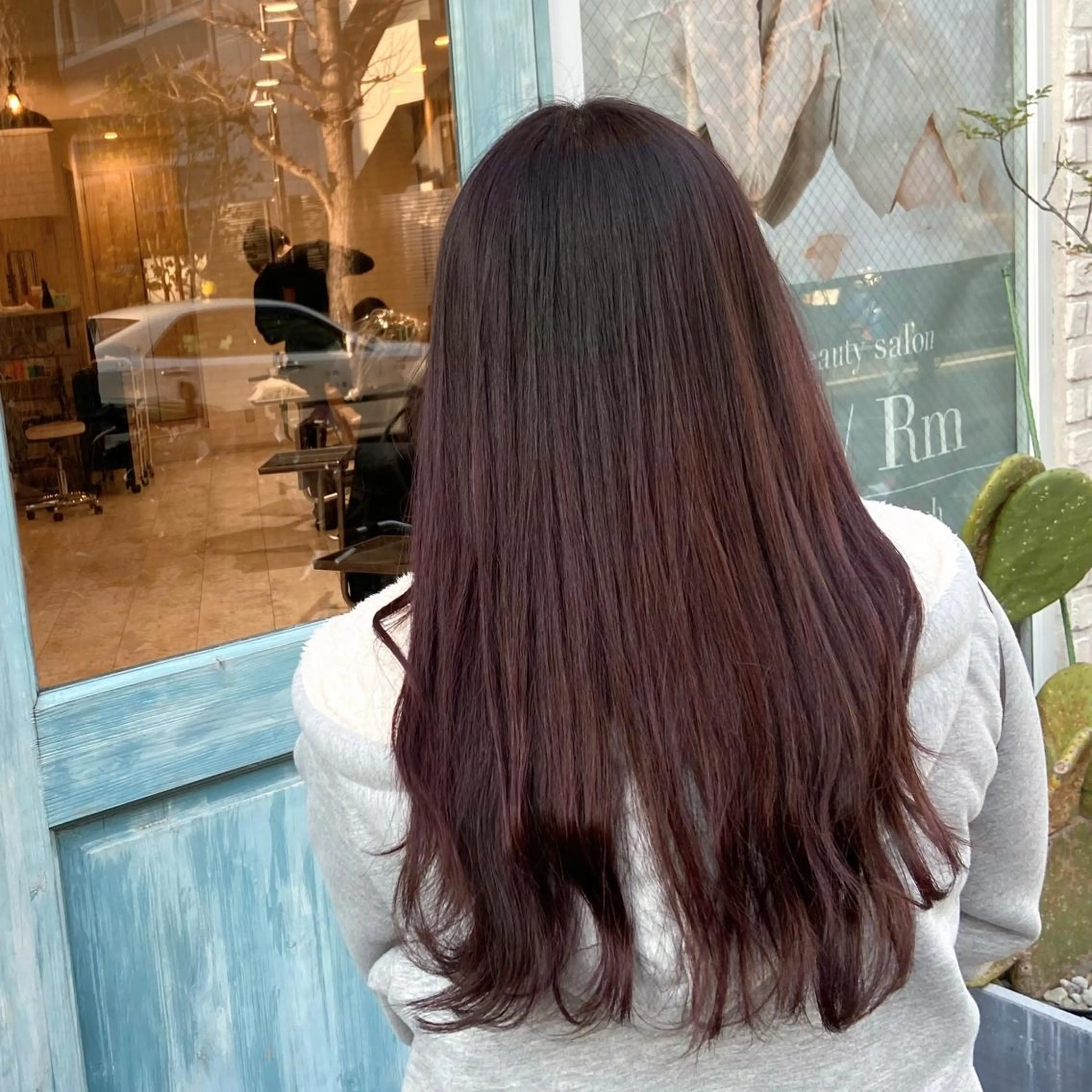 ロング カット ヘアカラー トリートメント 🍒マツダ エナ‎🤍のヘアスタイル