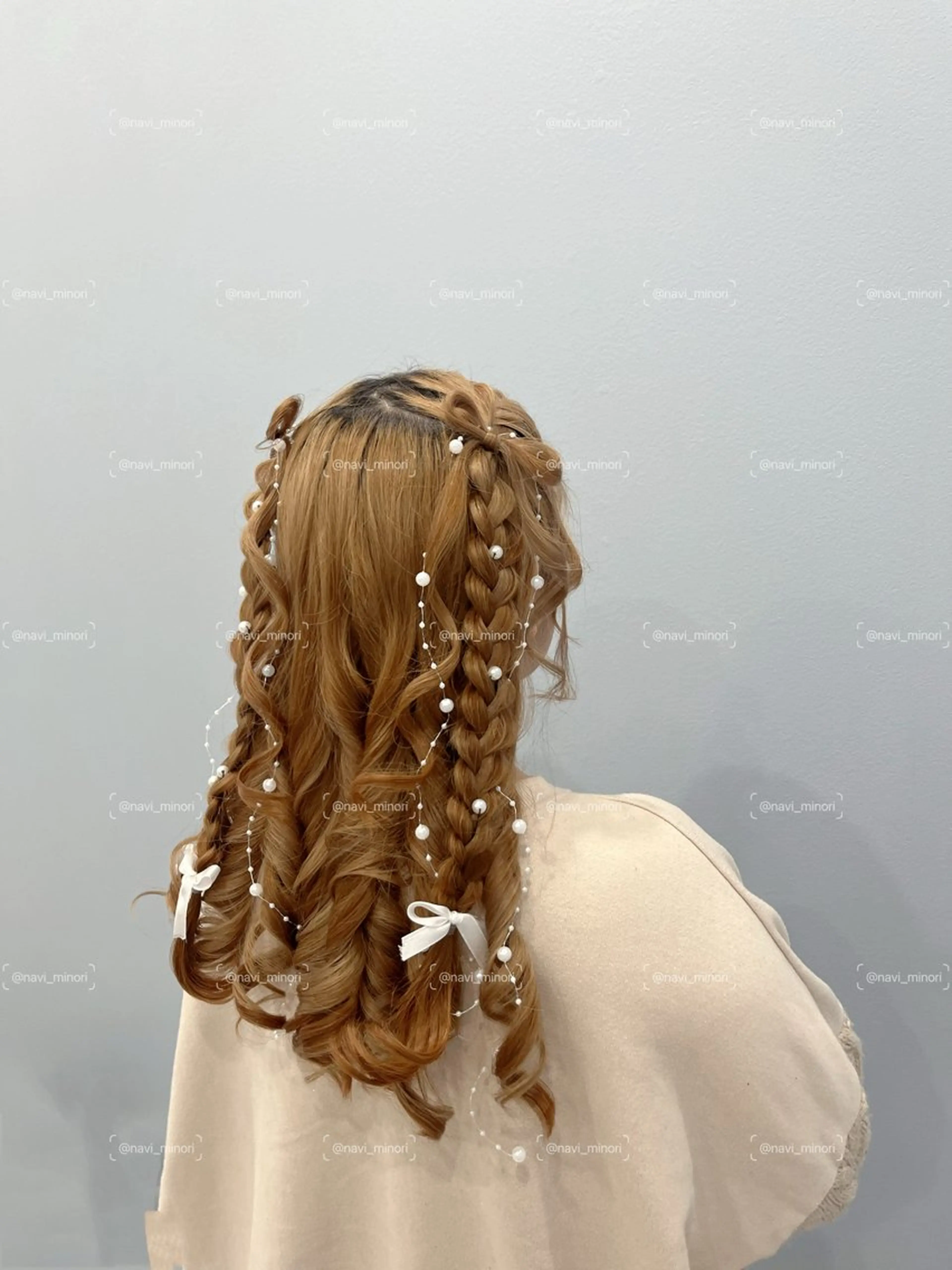 セミロング ヘアアレンジ Hairset minoriのヘアスタイル