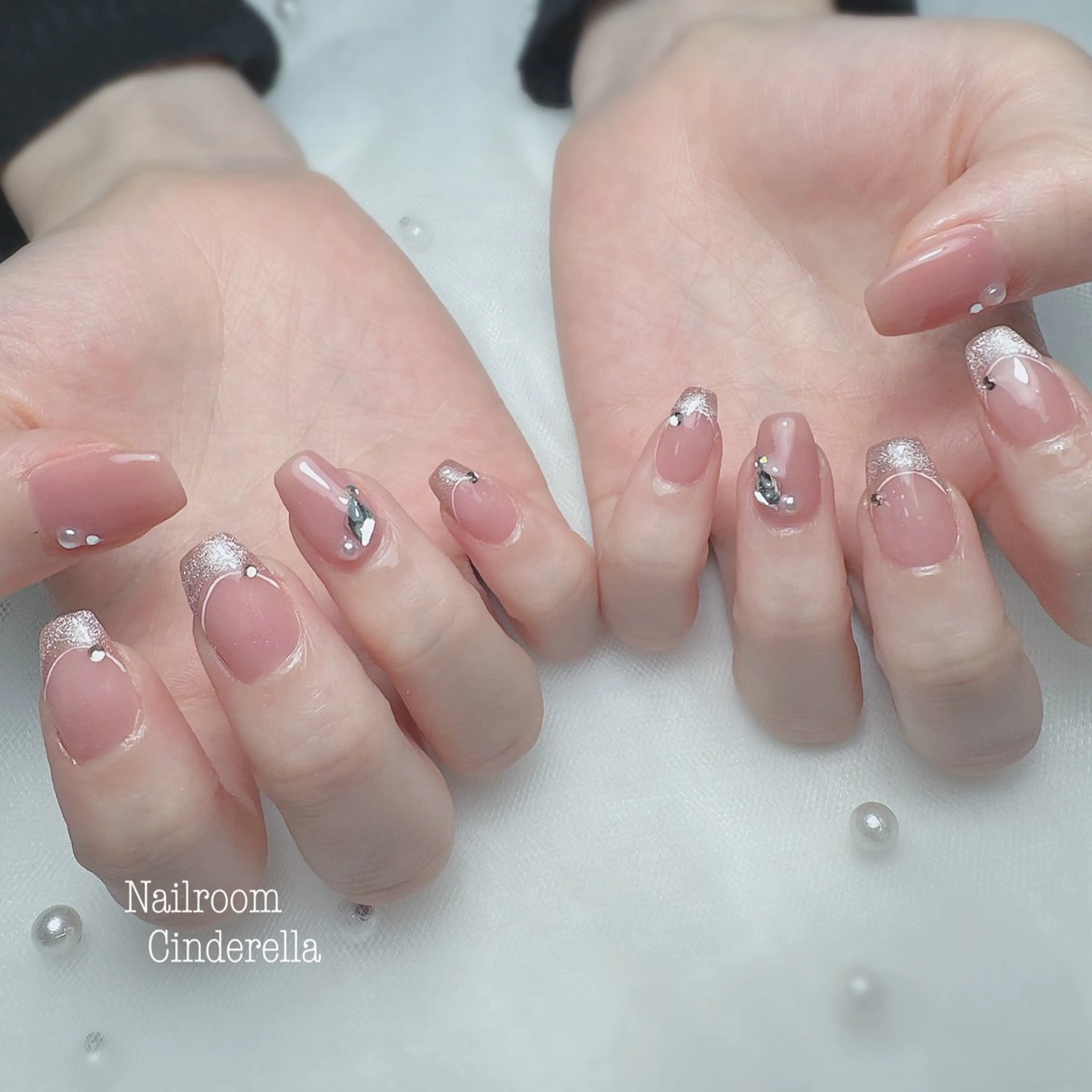 ネイル フレンチネイル マグネットネイル マグネットフレンチ オフィスネイル Nailroom. Cinderellaのネイルデザイン