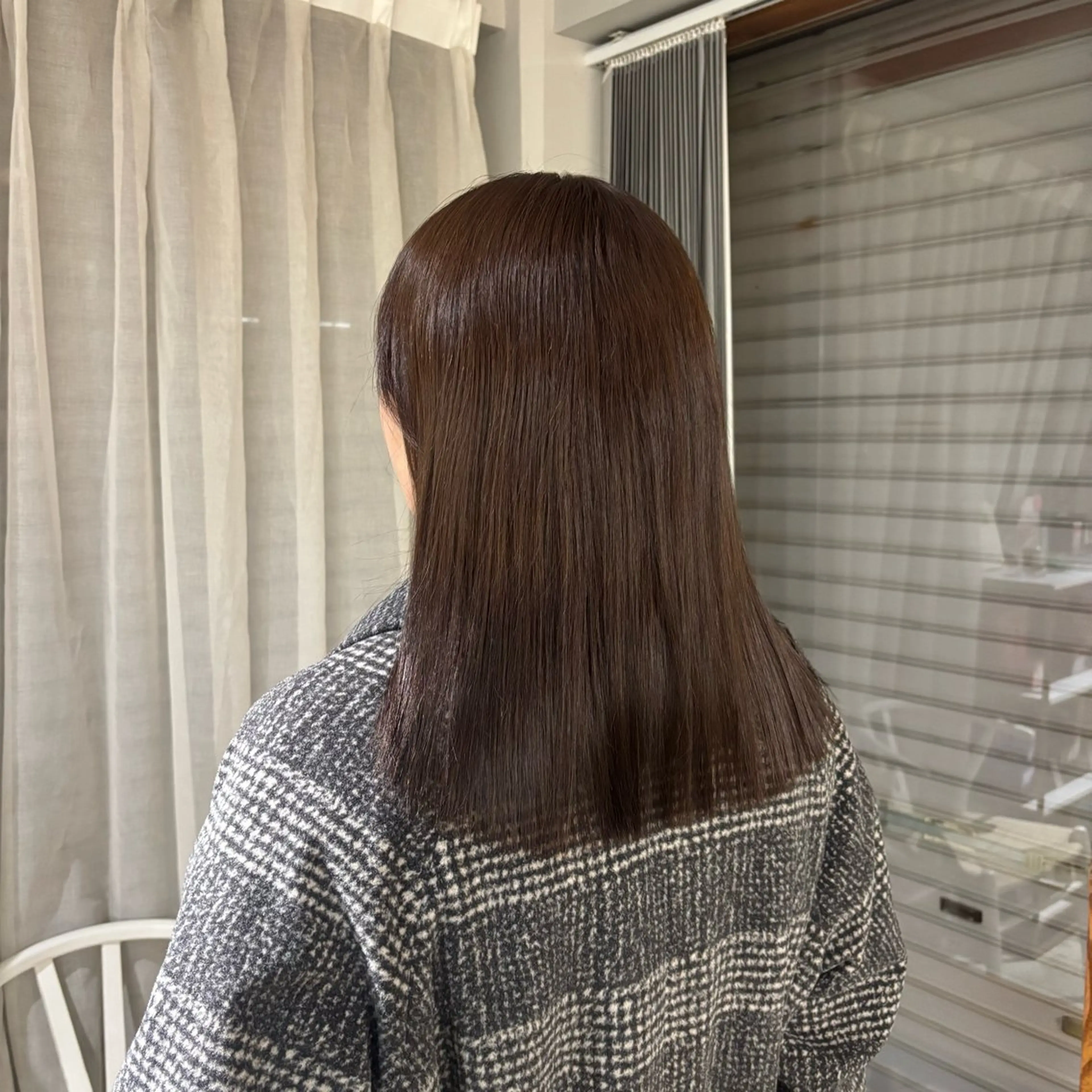 セミロング カラー cipre 桃和のヘアスタイル