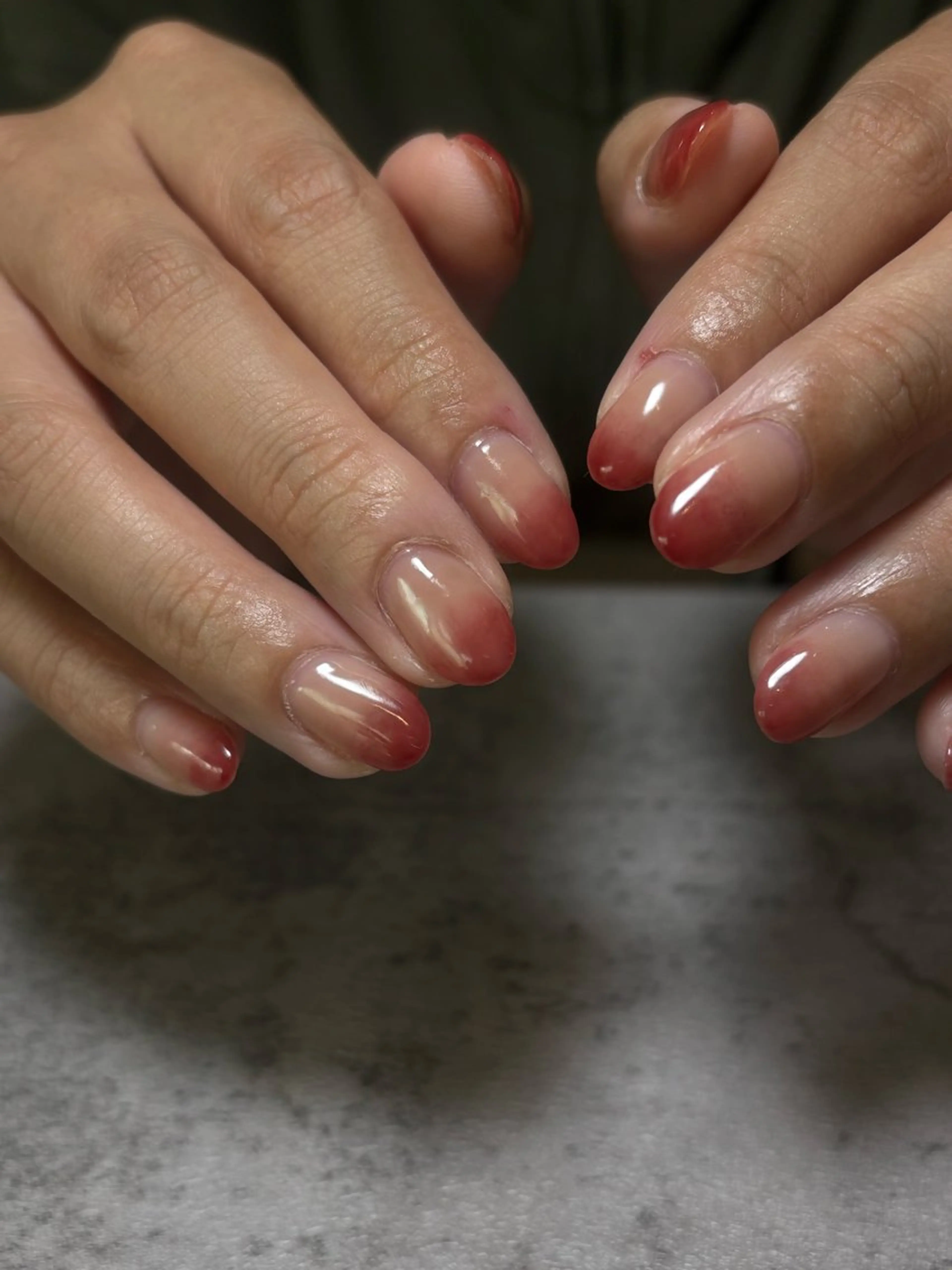 ネイル ボルドー グラデーション ハンドネイル ネイルサロン Ꭲen%  Yuiのネイルデザイン