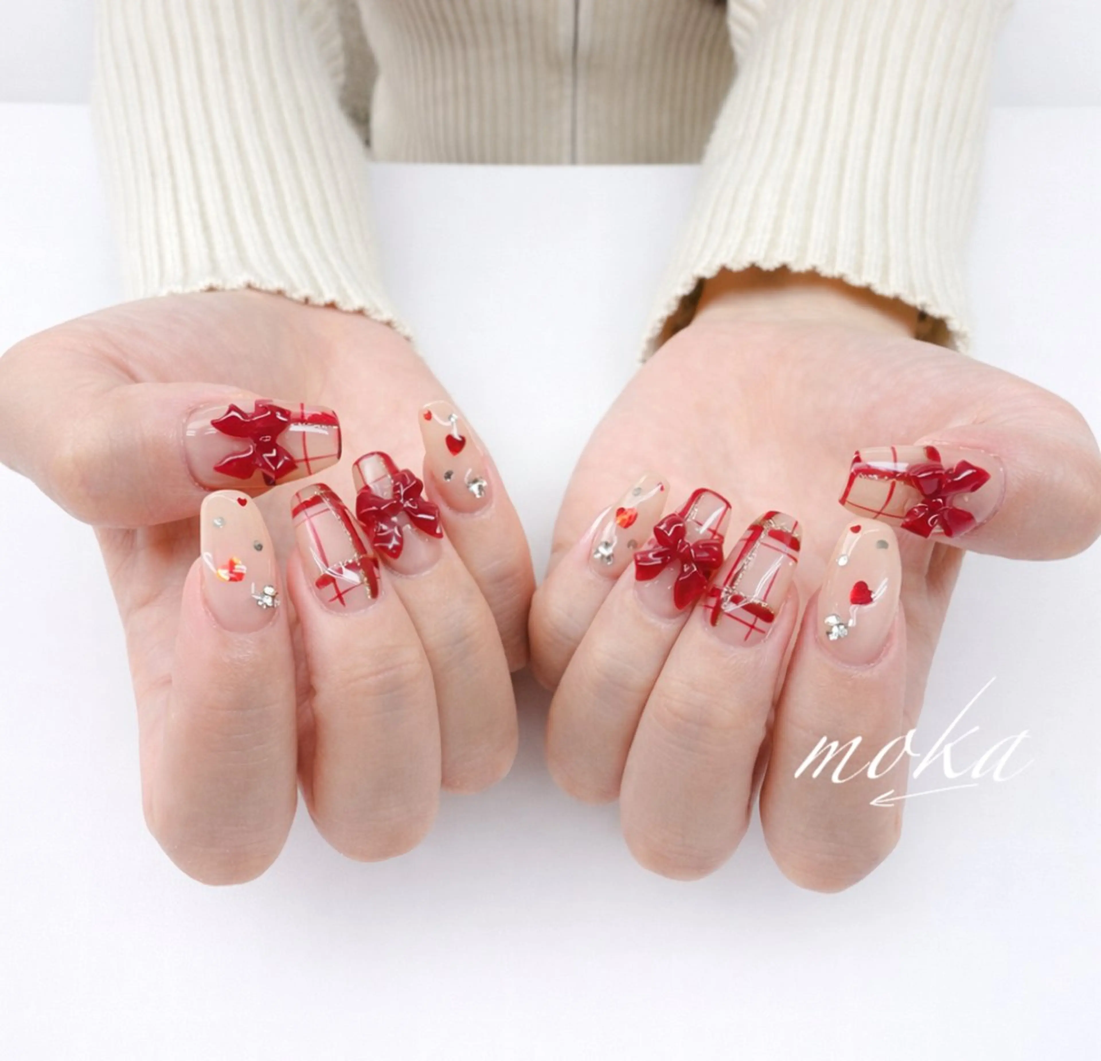 ネイル ハンドネイル ハンドケア 胡蝶蘭レディースサロ ンNailMOKAのネイルデザイン