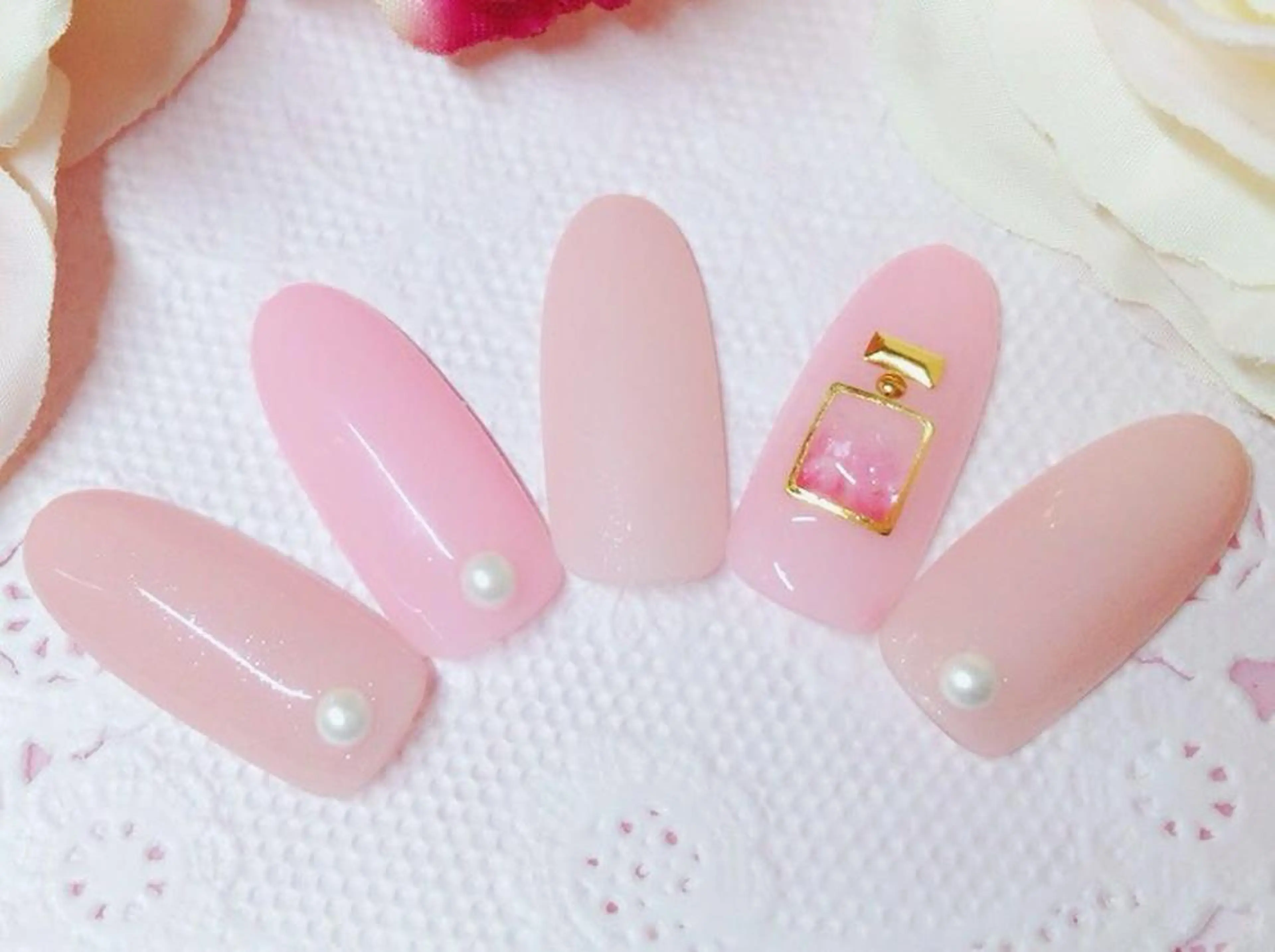 ネイル 「Honey NAIL新宿店」所属・Honey スカルプ専門店のネイルデザイン