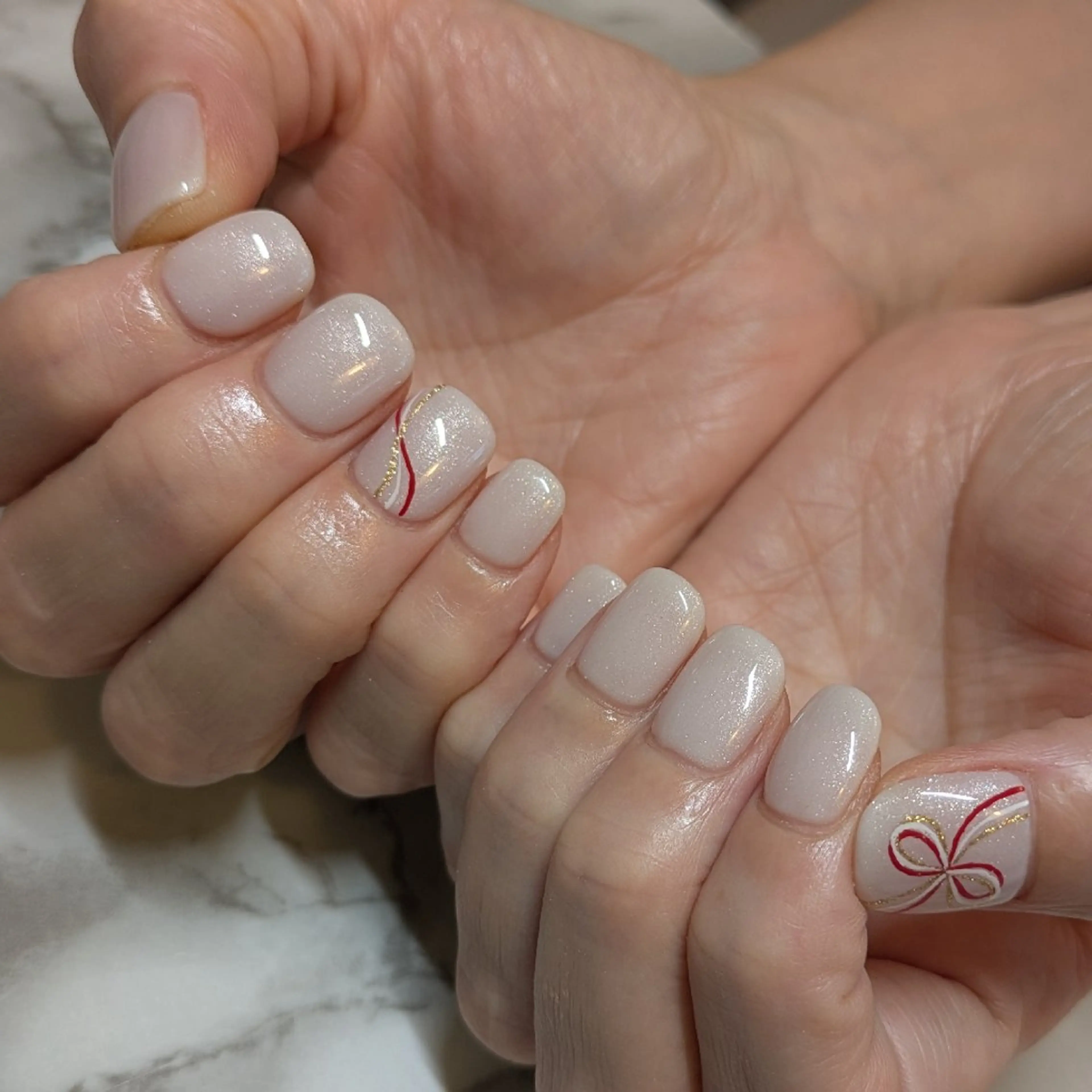 ネイル リボン ジェヌインネイル 河内のネイルデザイン