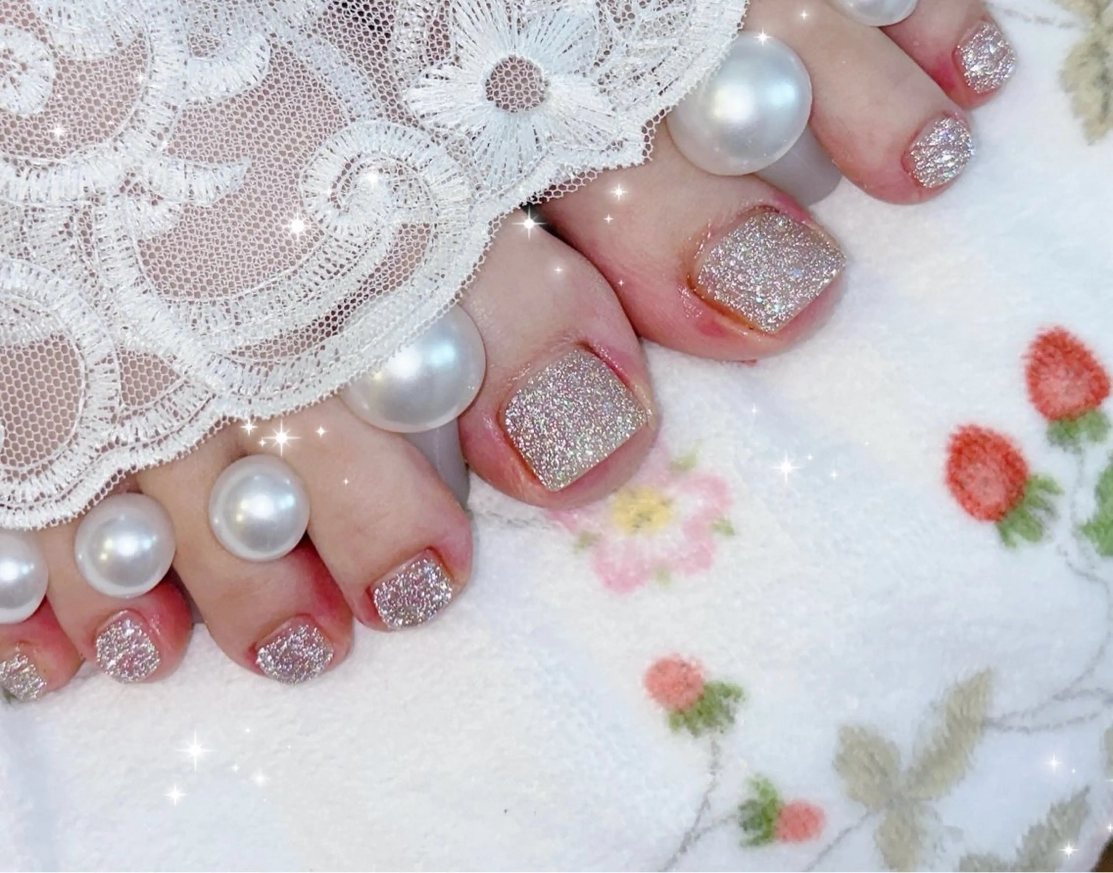 ネイル フラッシュネイル シルバー フットネイル FLARE NAIL フレアネイルのネイルデザイン