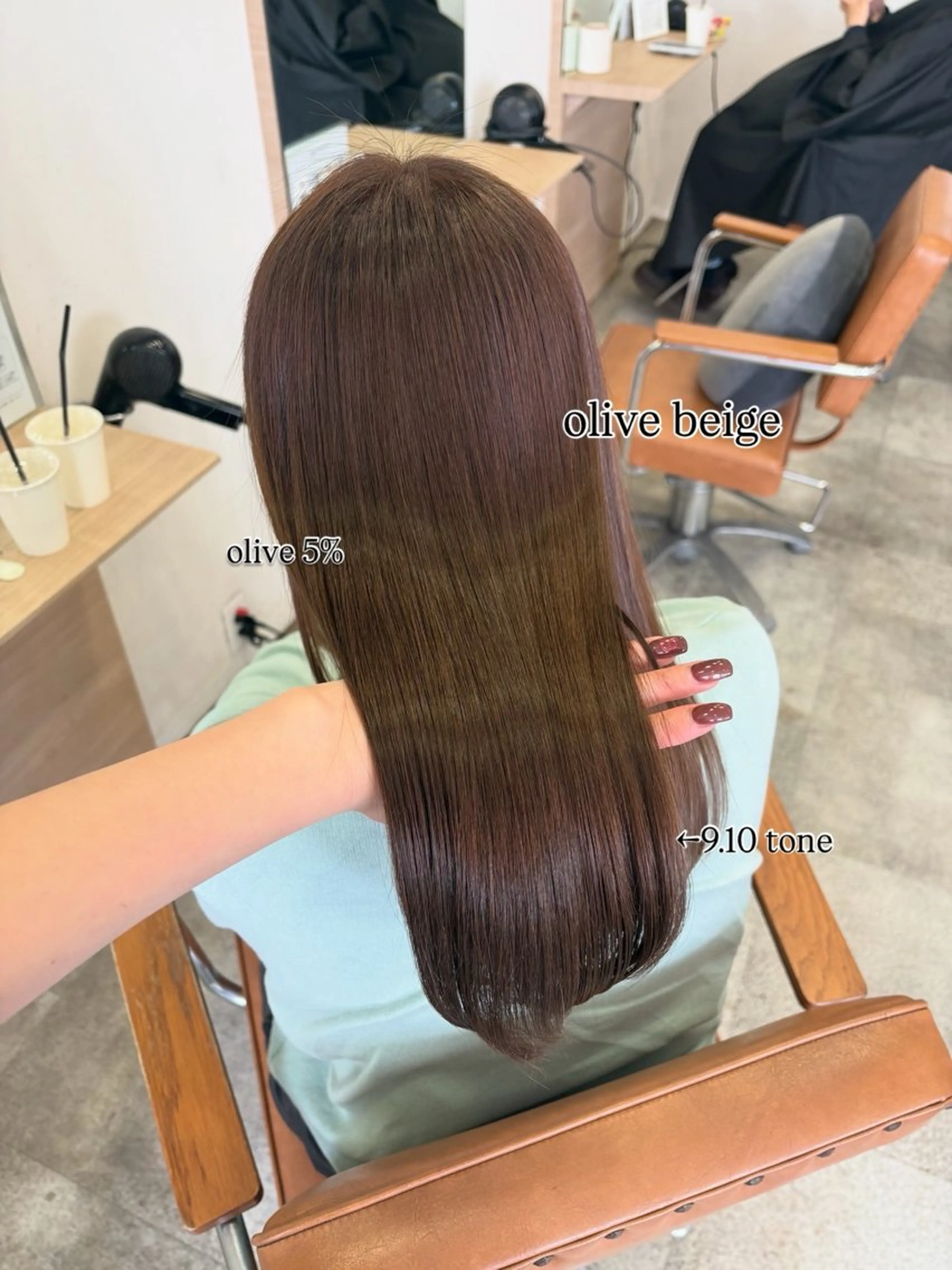 セミロング ヘアカラー レイヤー/ 透明感カラー/チナツのヘアスタイル