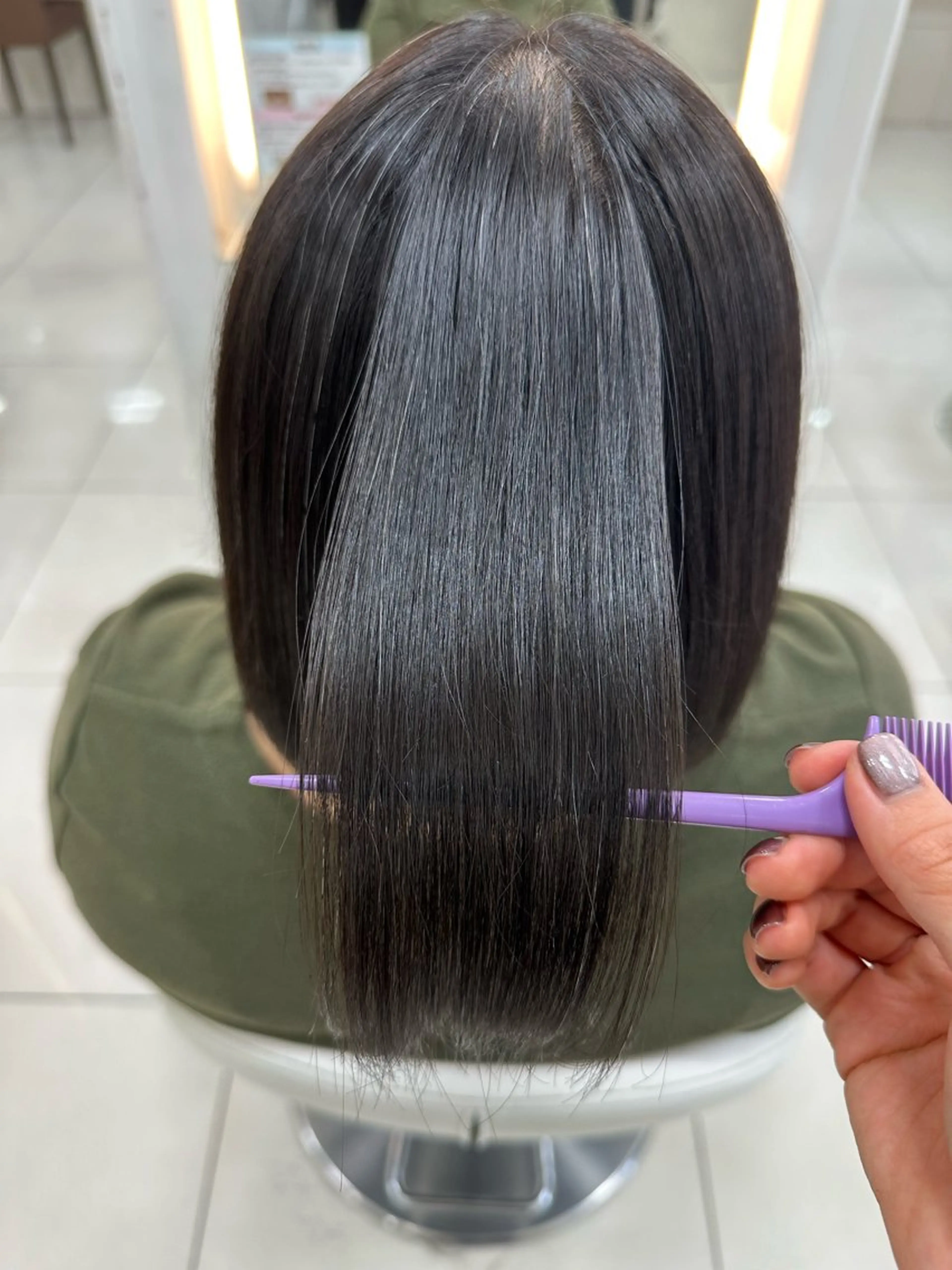 ミディアム パーマ カット 縮毛矯正 トリートメント 伊佐 愛のヘアスタイル