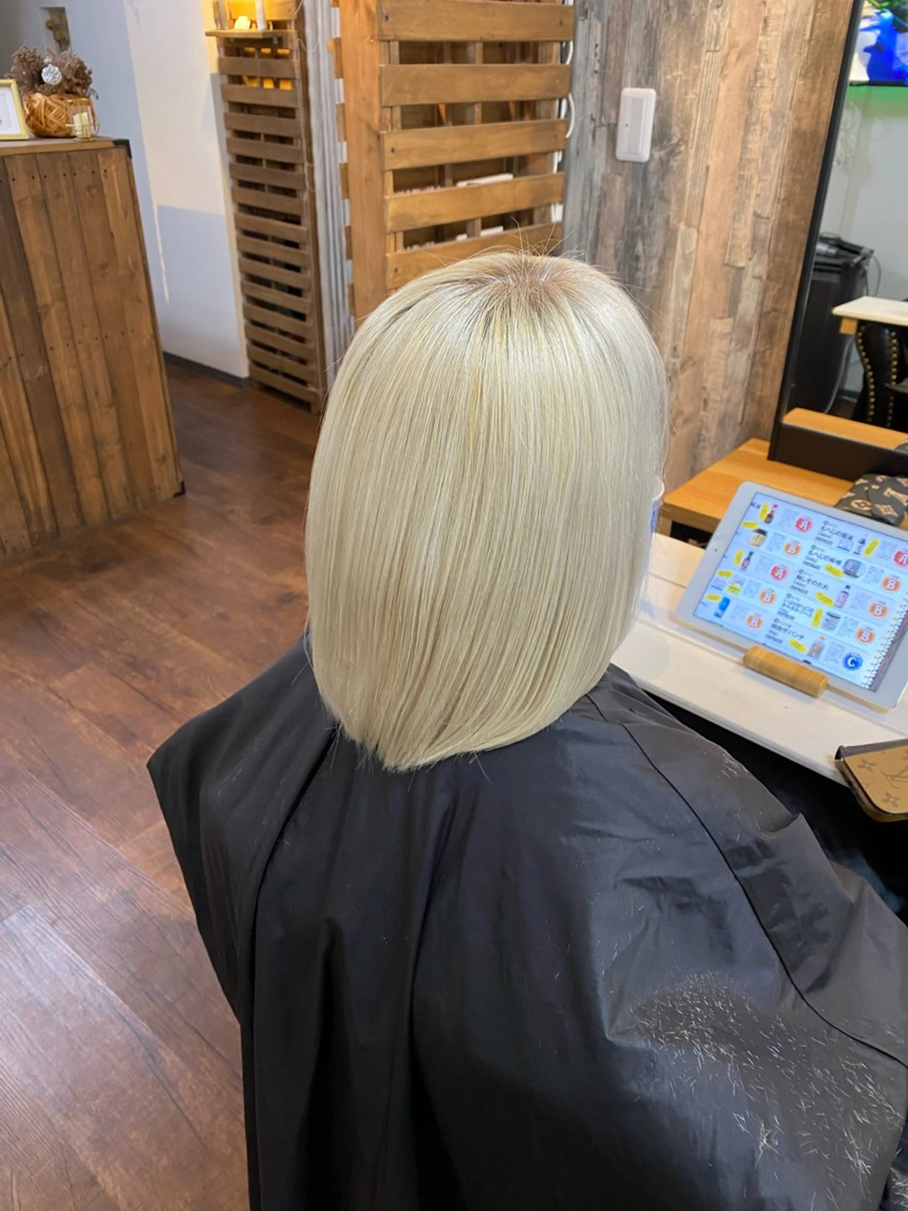 ミディアム カラー カット ヘアカラー トリートメント Luzir⭐︎ GEN⭐︎のヘアスタイル