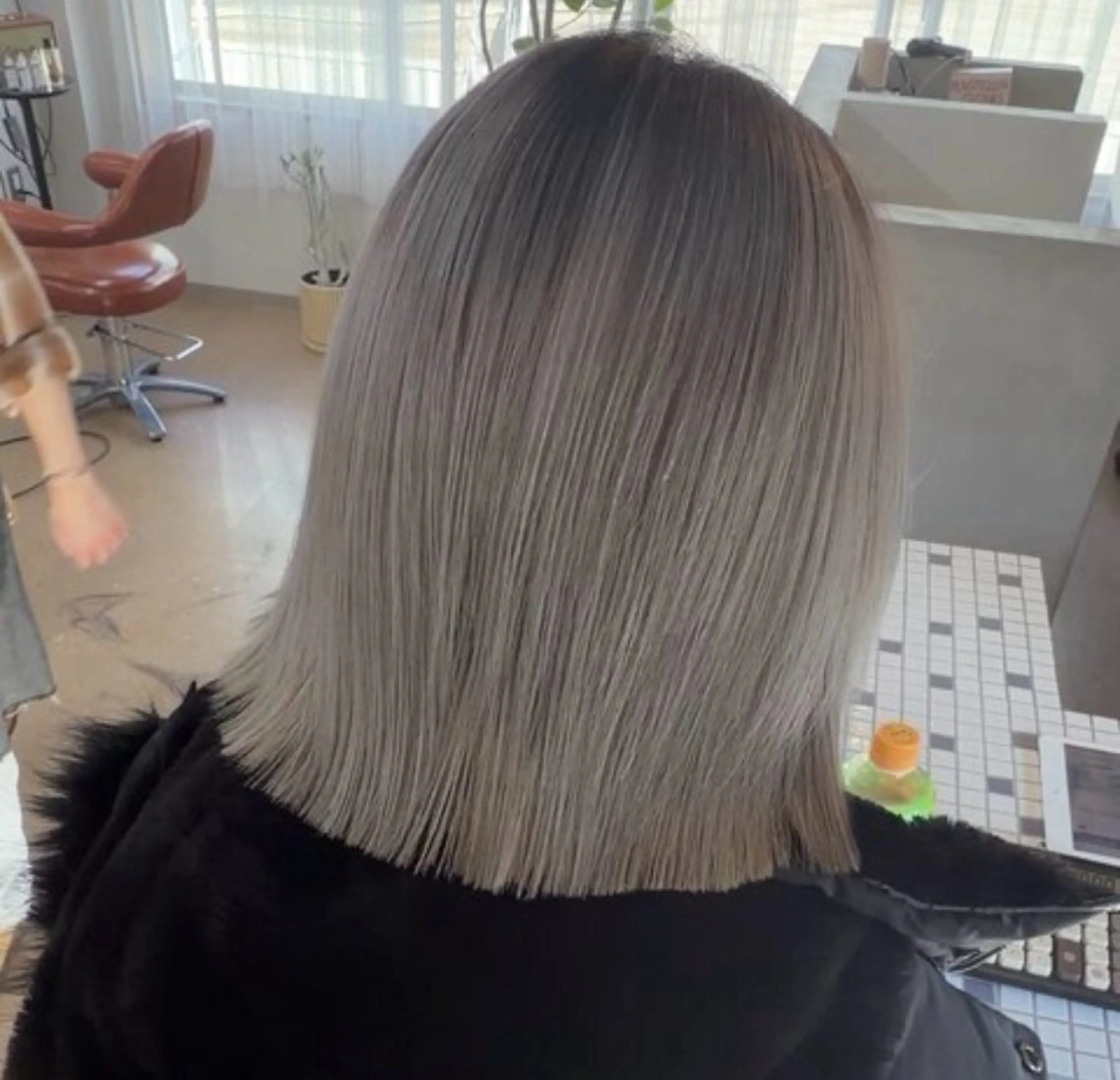 ミディアム カット ヘアカラー トリートメント 中嶋 颯和のヘアスタイル