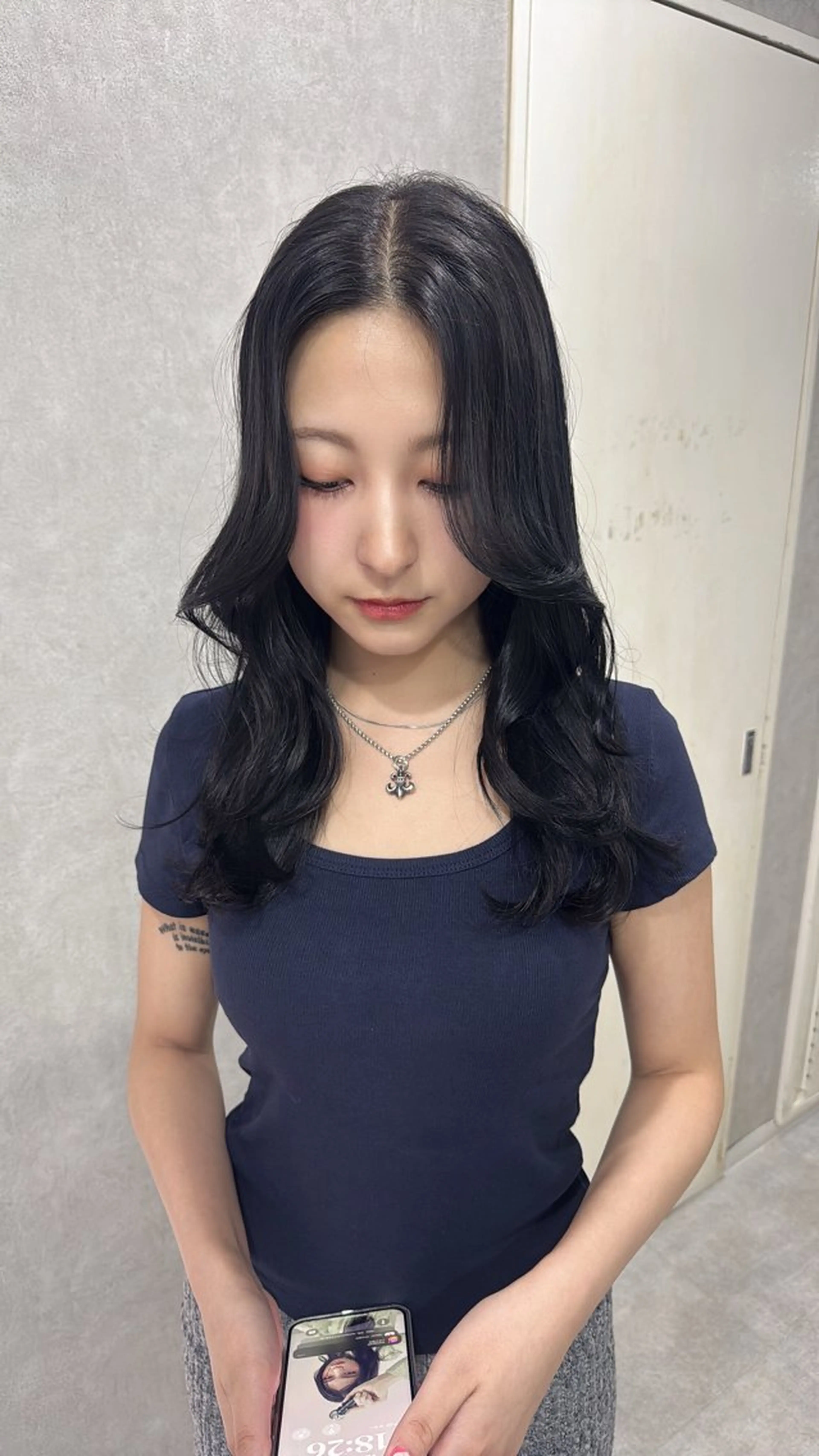 ロング カラー アッシュ アッシュブラウン ベージュカラー 黒髪 ブリーチ カット ヘアカラー トリートメント 赤み無し柔らかカラー 【梅田】madokaのヘアスタイル