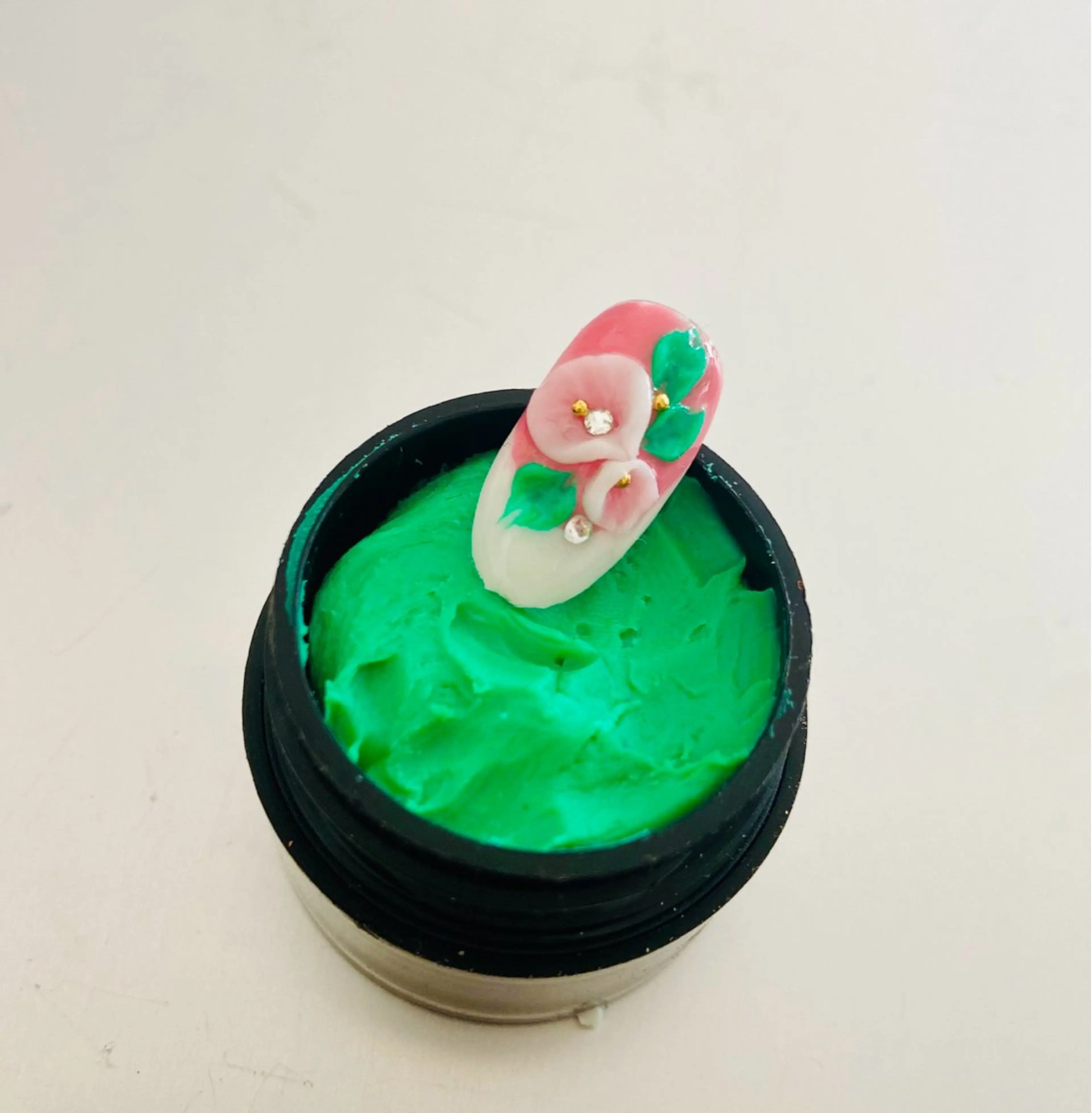 ネイル HandSnail 座間自宅ネイルサロンのネイルデザイン