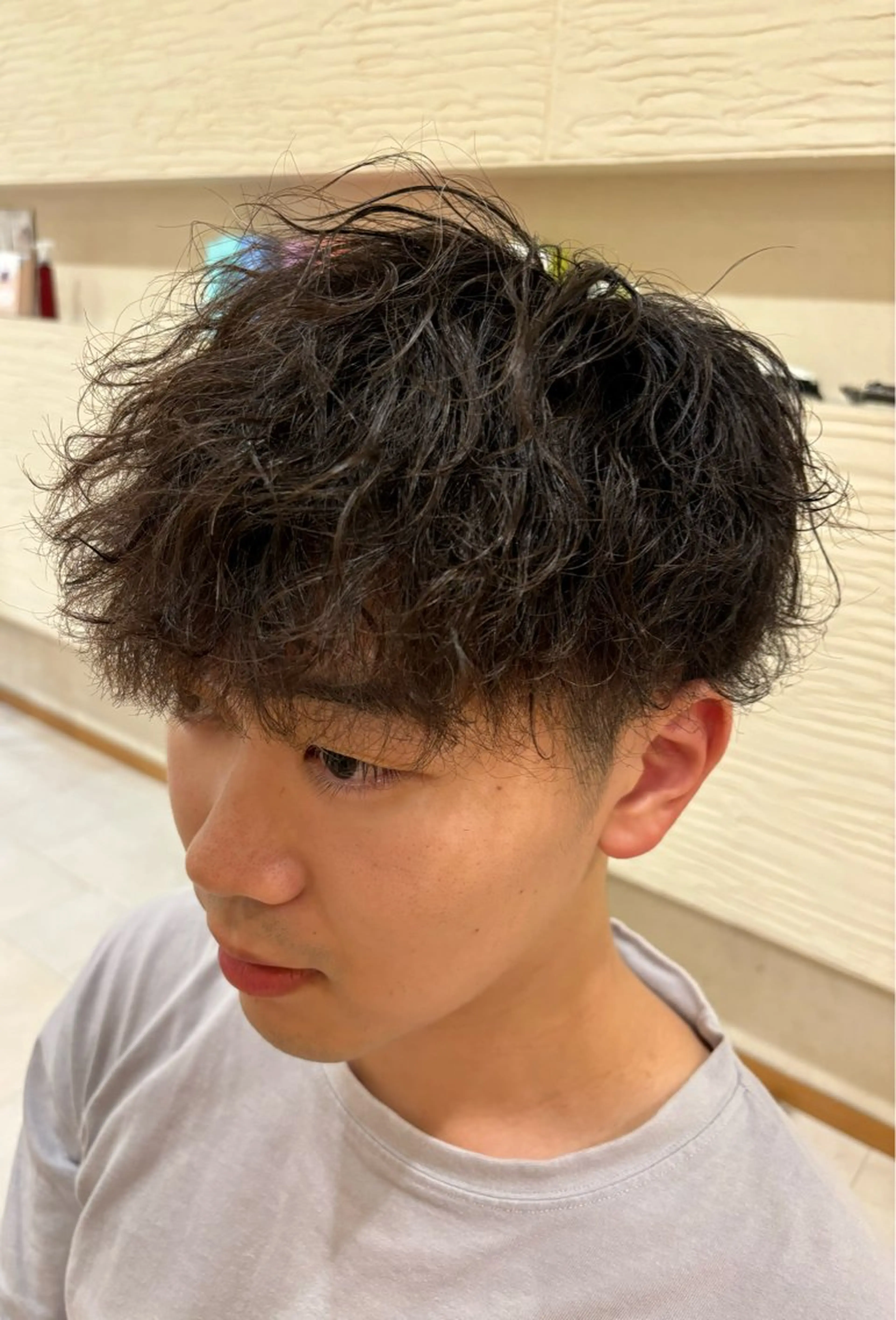 パーマ メンズ メンズパーマ スペインカール カット パーマ メンズショート/ メンズパーマ藤森のヘアスタイル