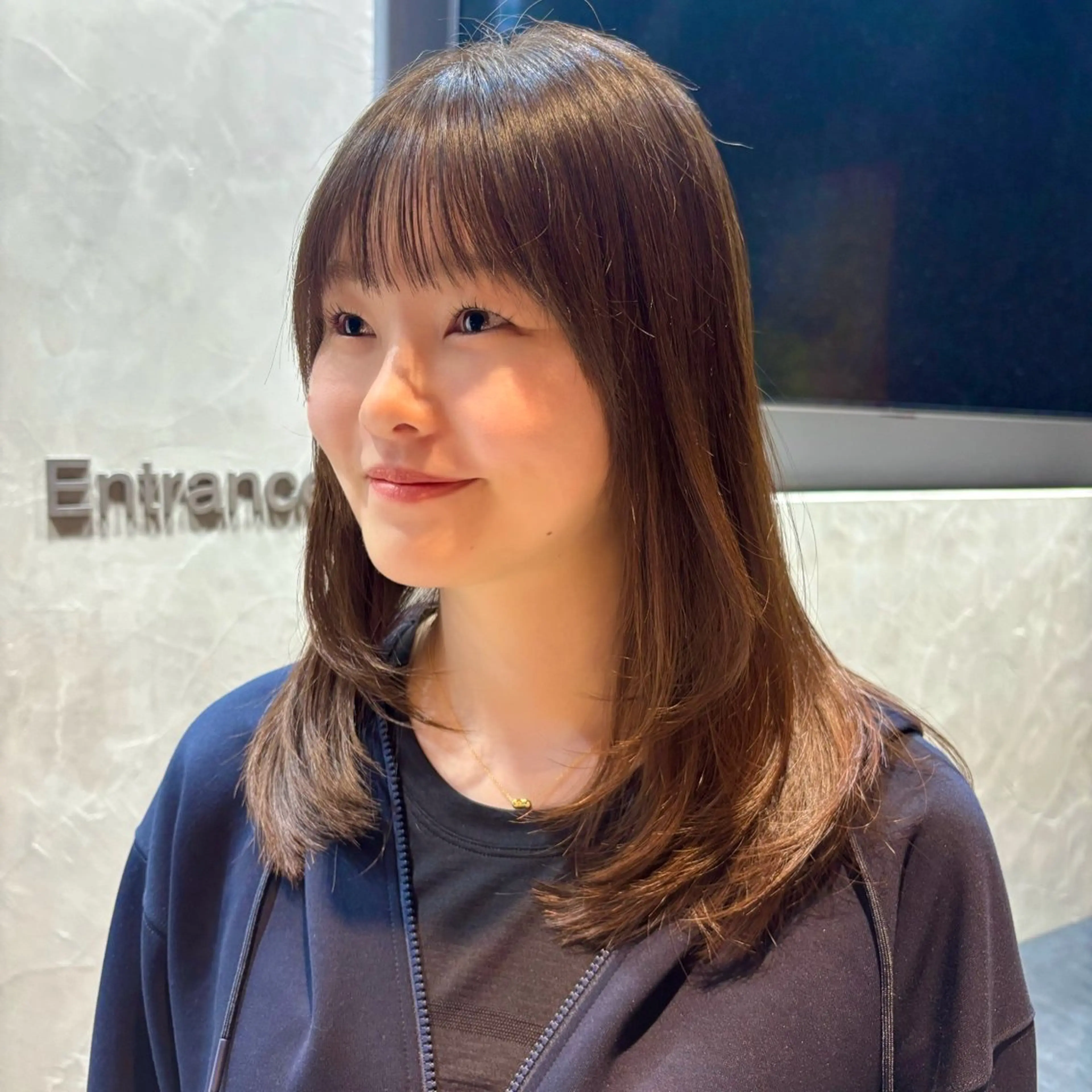 ミディアム カラー ベージュカラー 透明感カラー レイヤーカット 縮毛矯正 カット ヘアカラー 縮毛矯正 トリートメント 顔まわり🥨レイヤー /透明感/水口舞奈のヘアスタイル